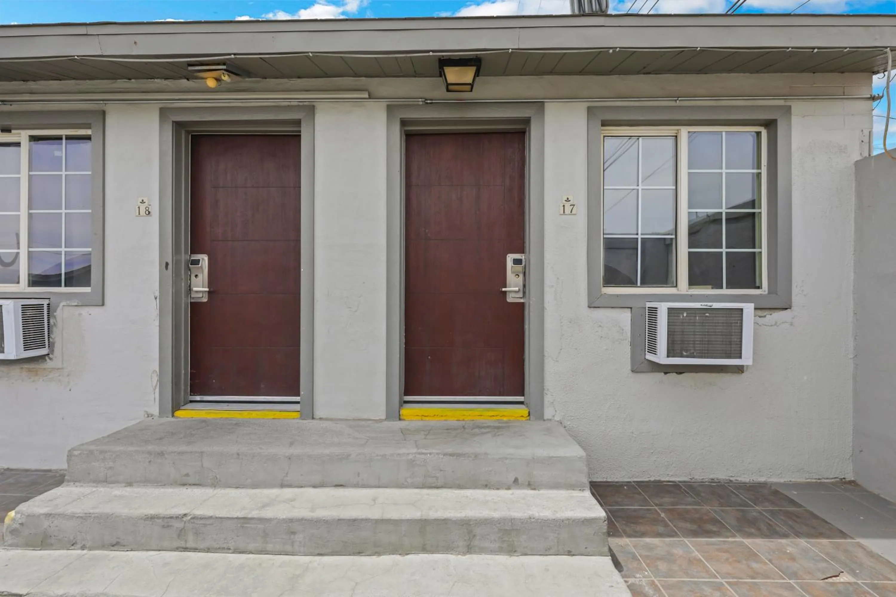 Property building in Desert Moon Motel