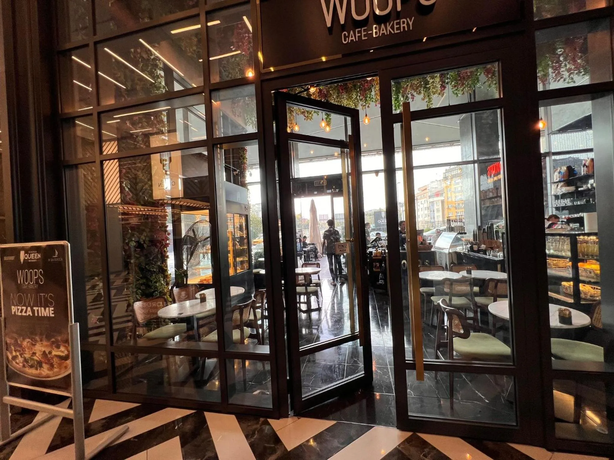 Sinpaş Queen Bomonti 7 Stars Hotel