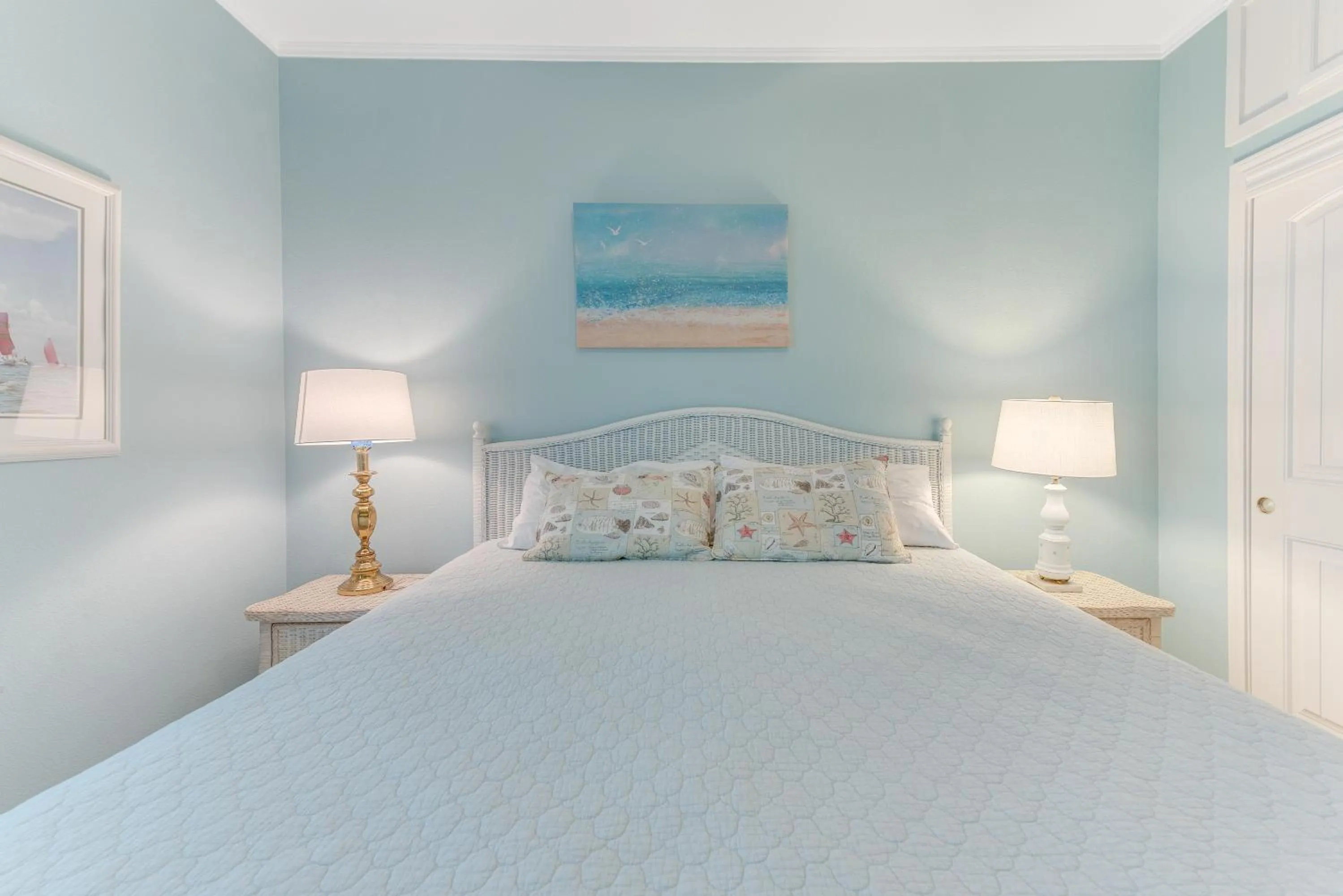 Property building, Bed in Sandy Cheeks