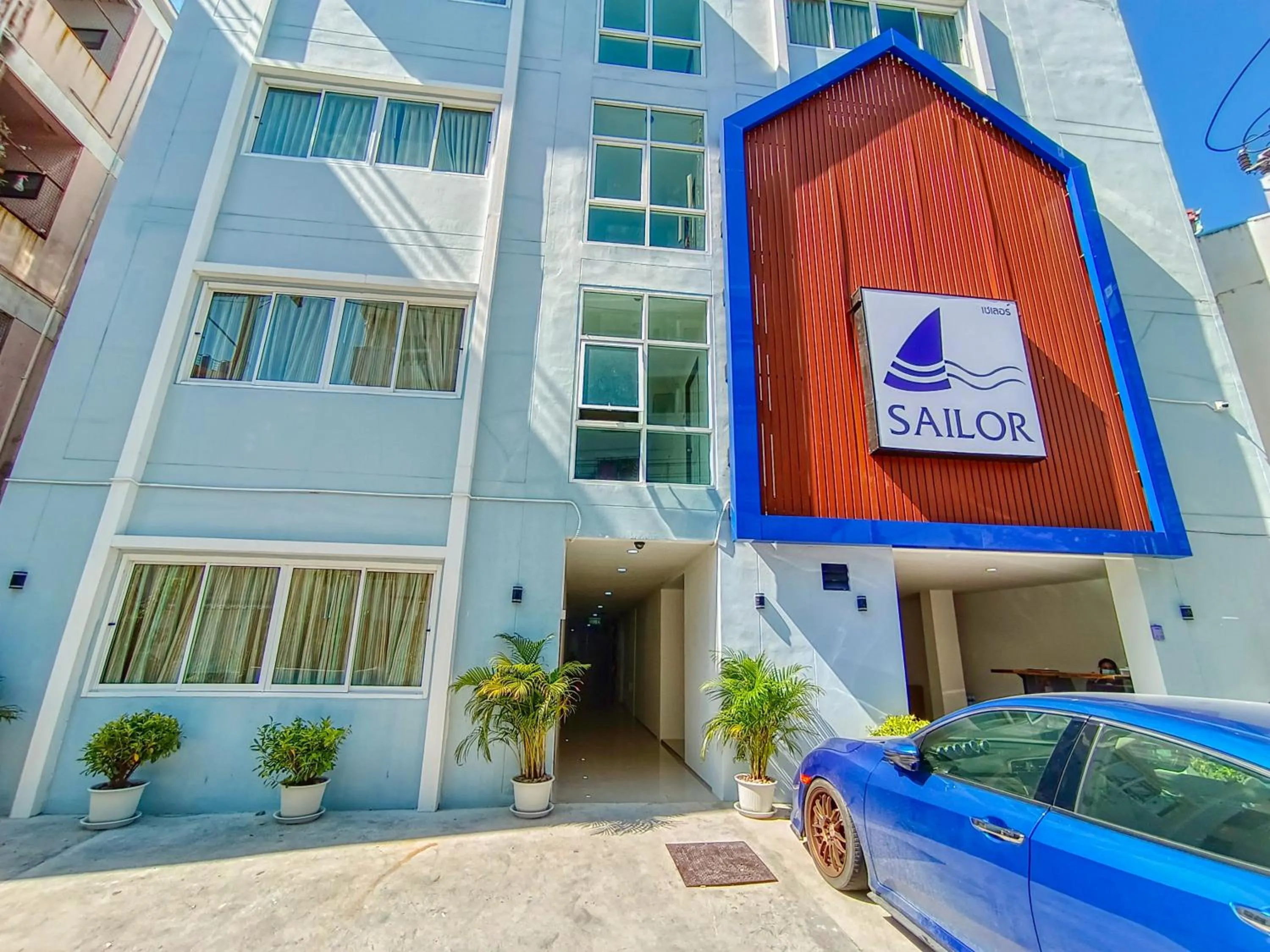 Property building in Sailor Hotel Pattaya