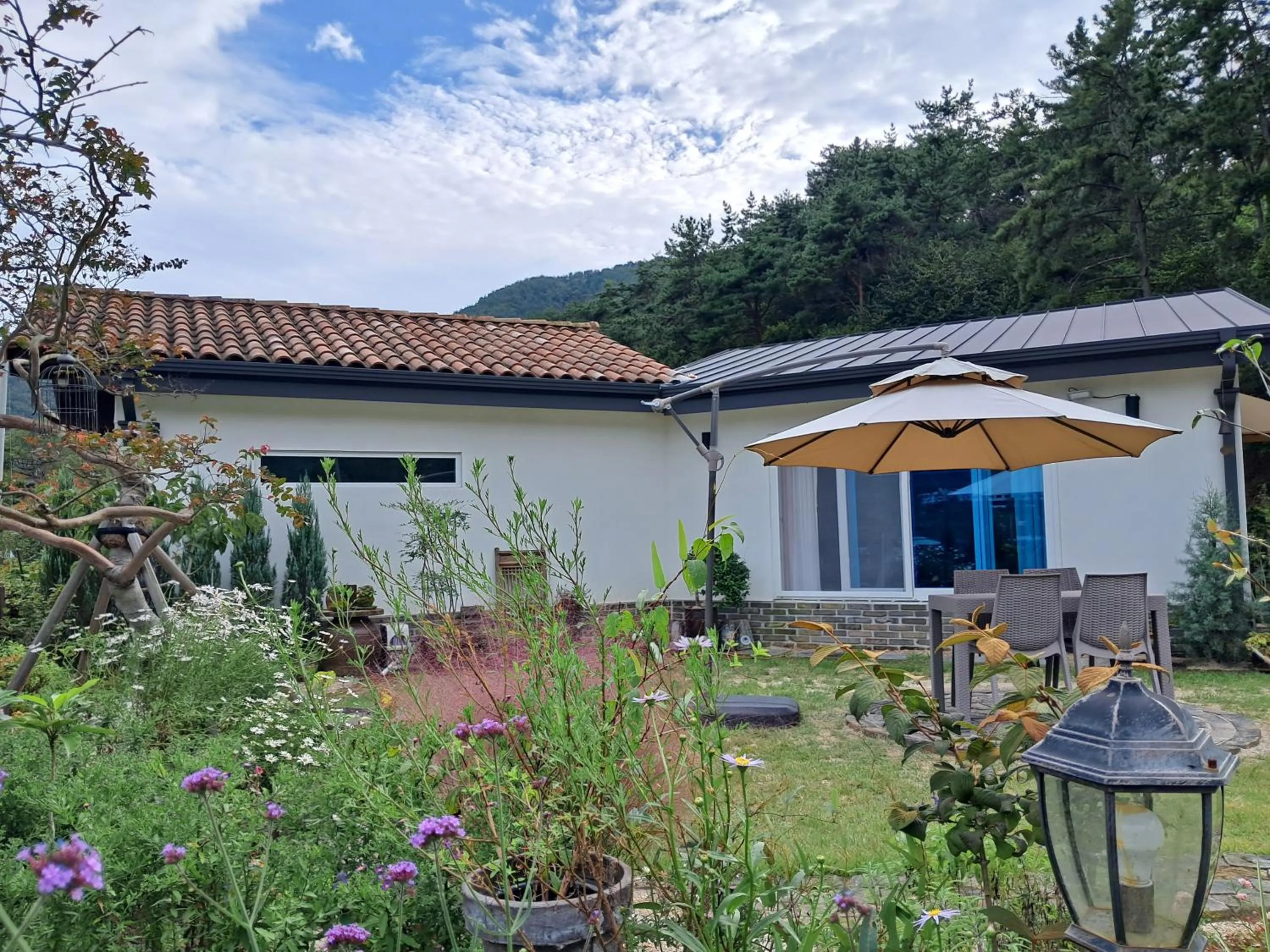 Double Room in Iryang Stay