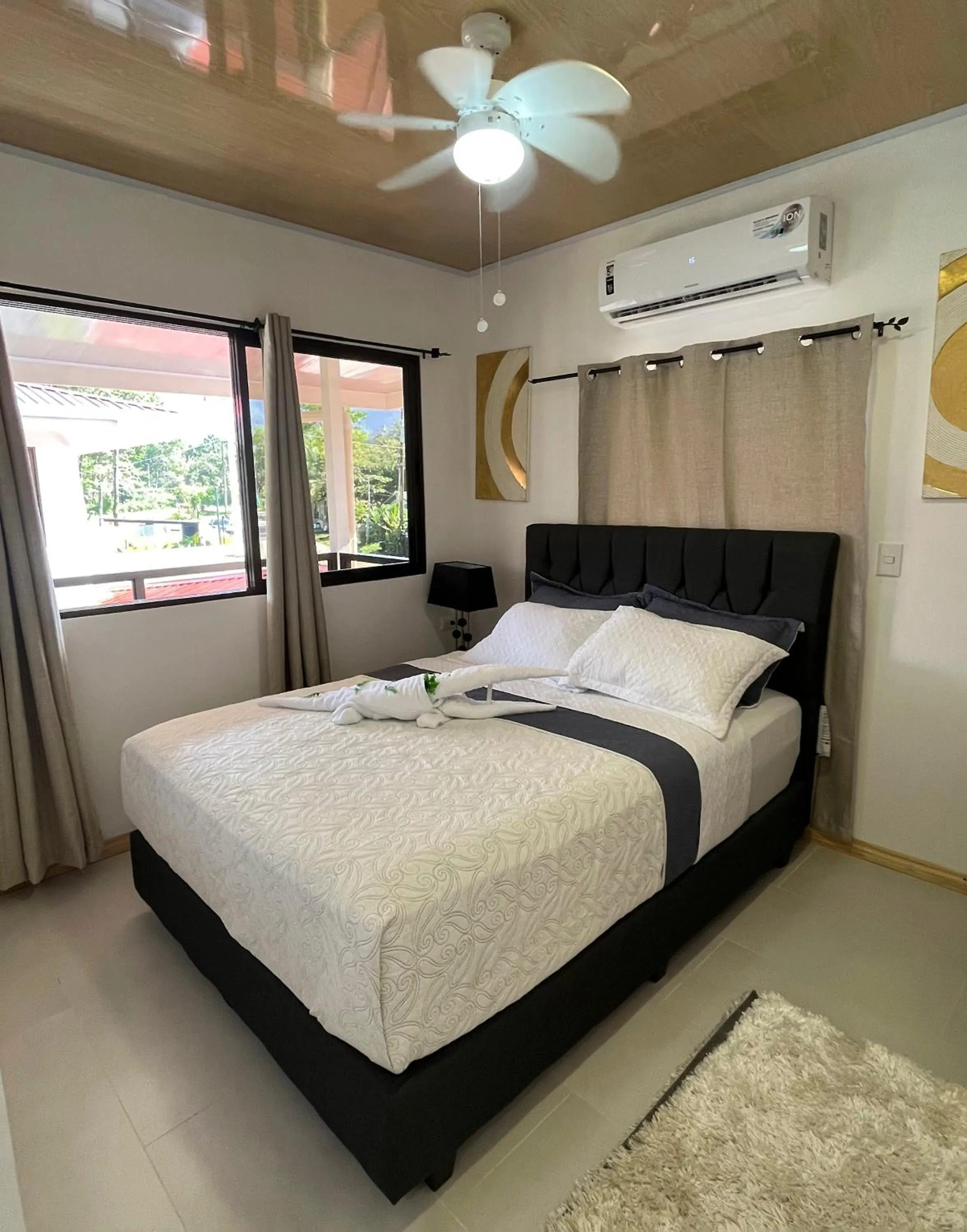 Bed in Ballena Rey Hotel