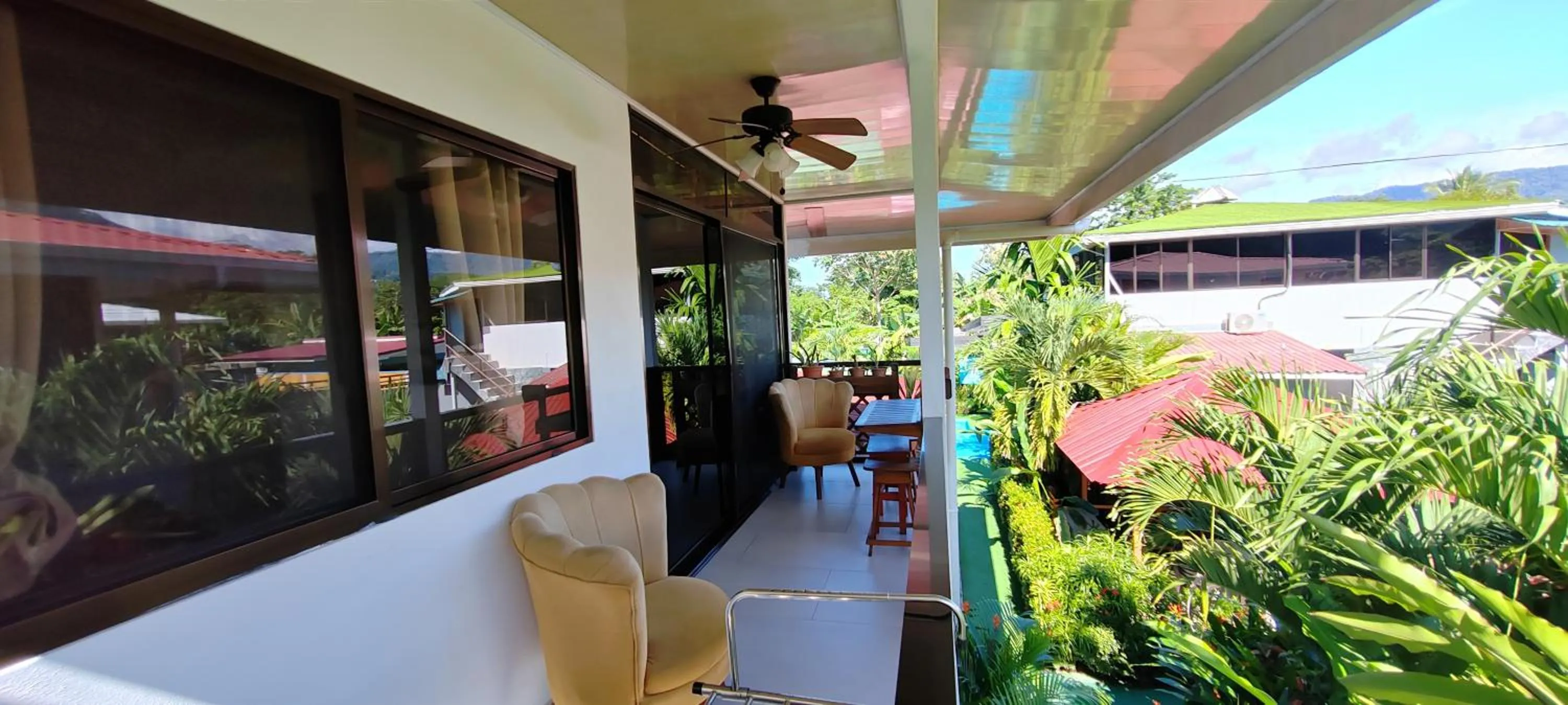 Patio in Ballena Rey Hotel