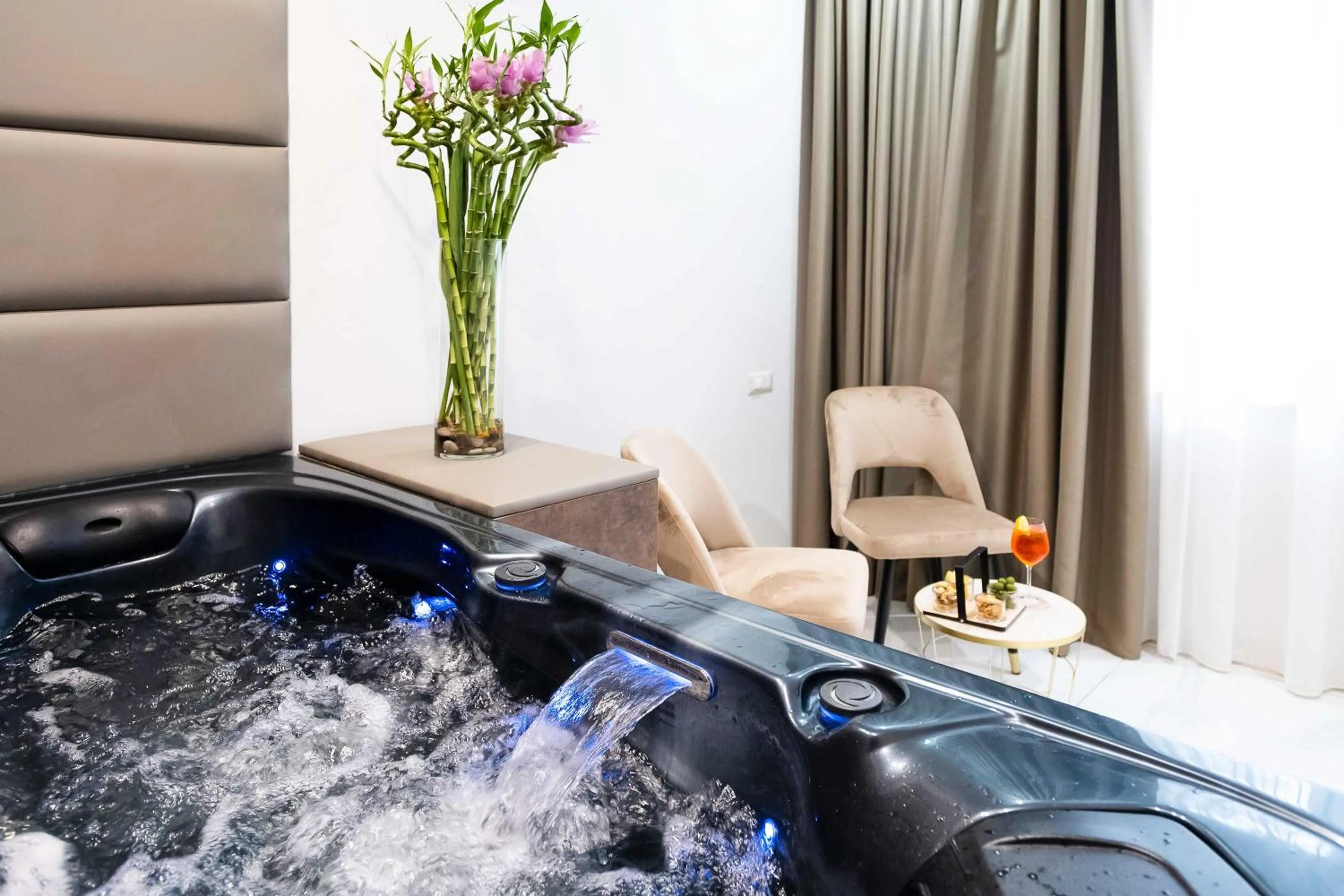 City view in Imperatrice Suites