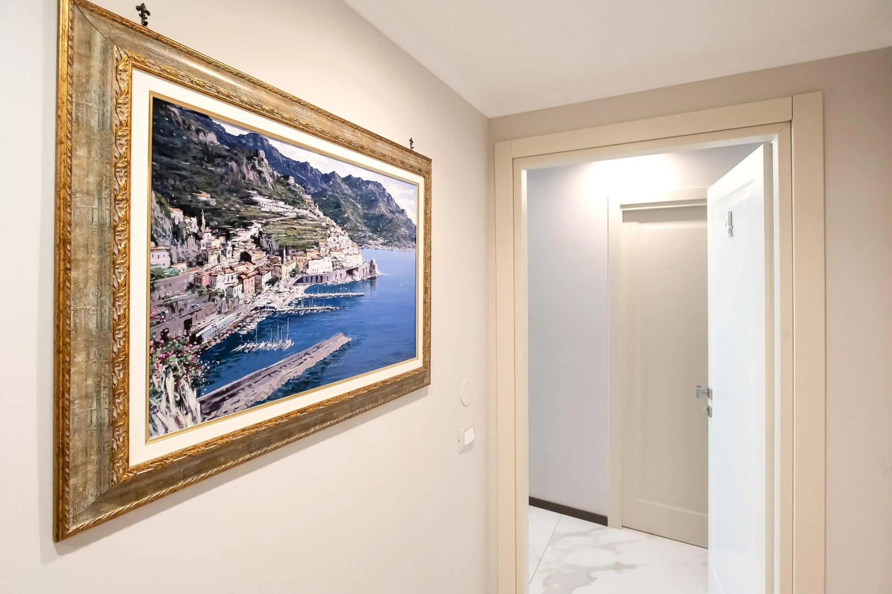 Decorative detail in Imperatrice Suites