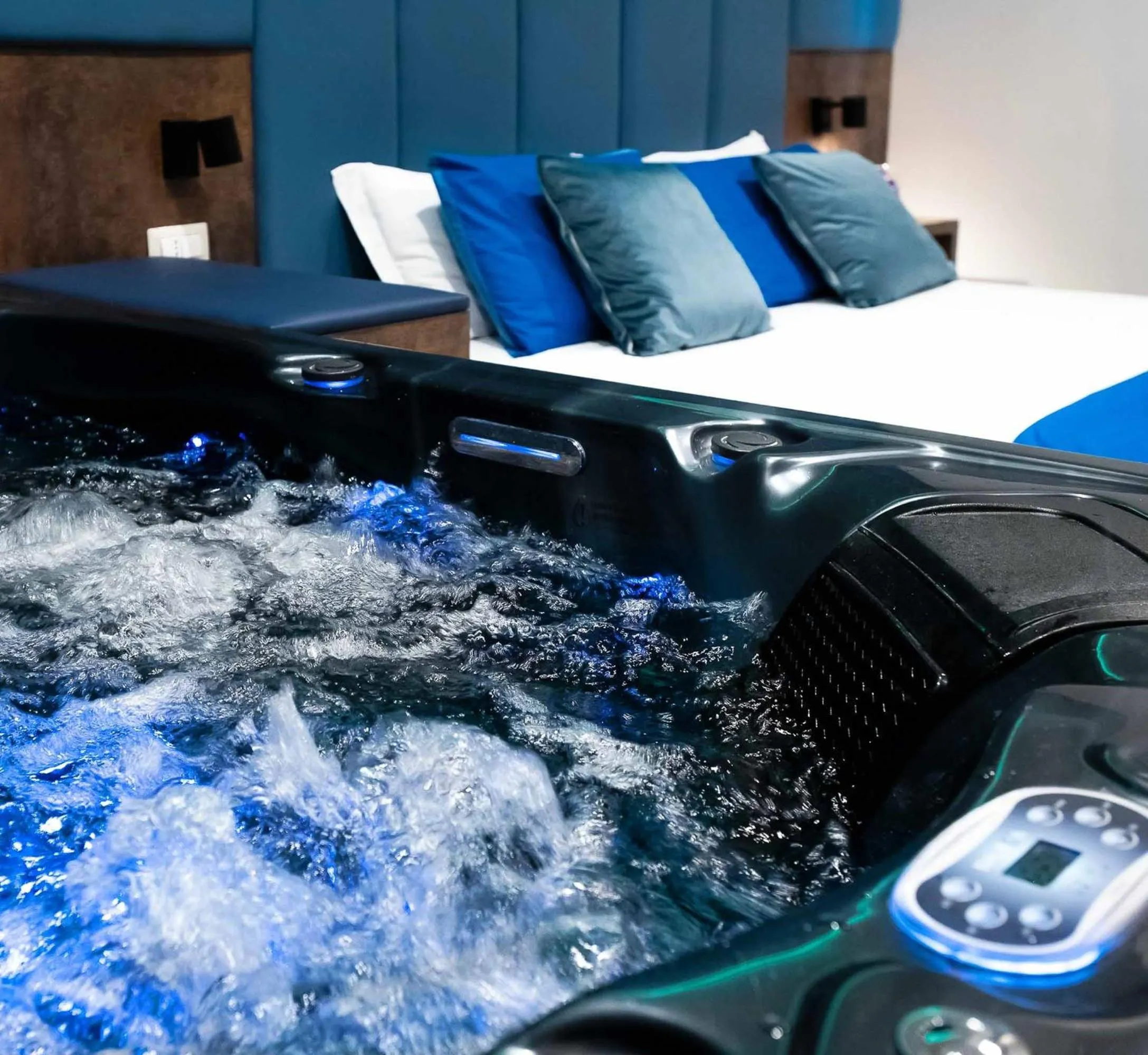 Bedroom, Bed in Imperatrice Suites