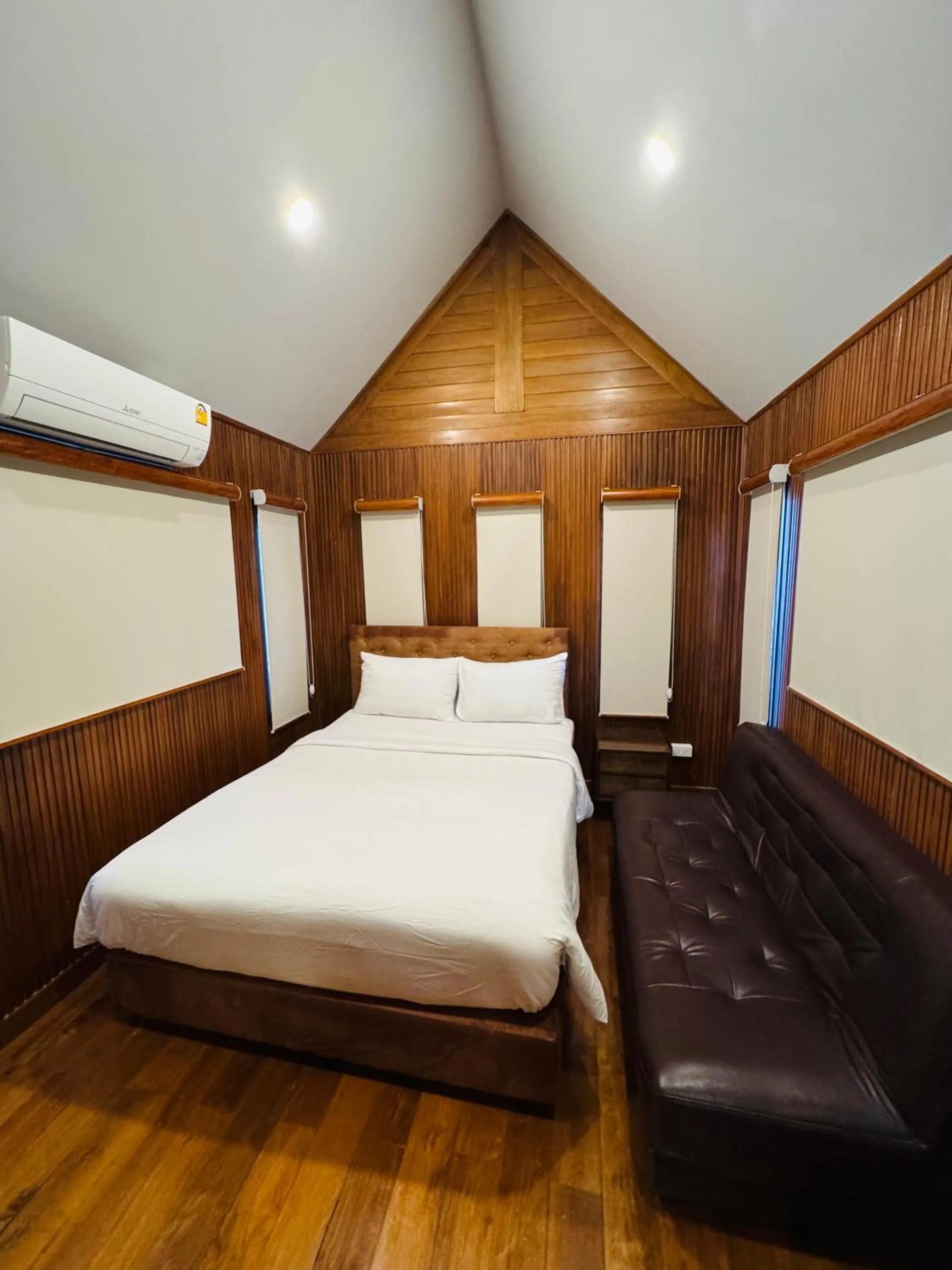 Bed in JJ Palace เจเจ พาเลซ