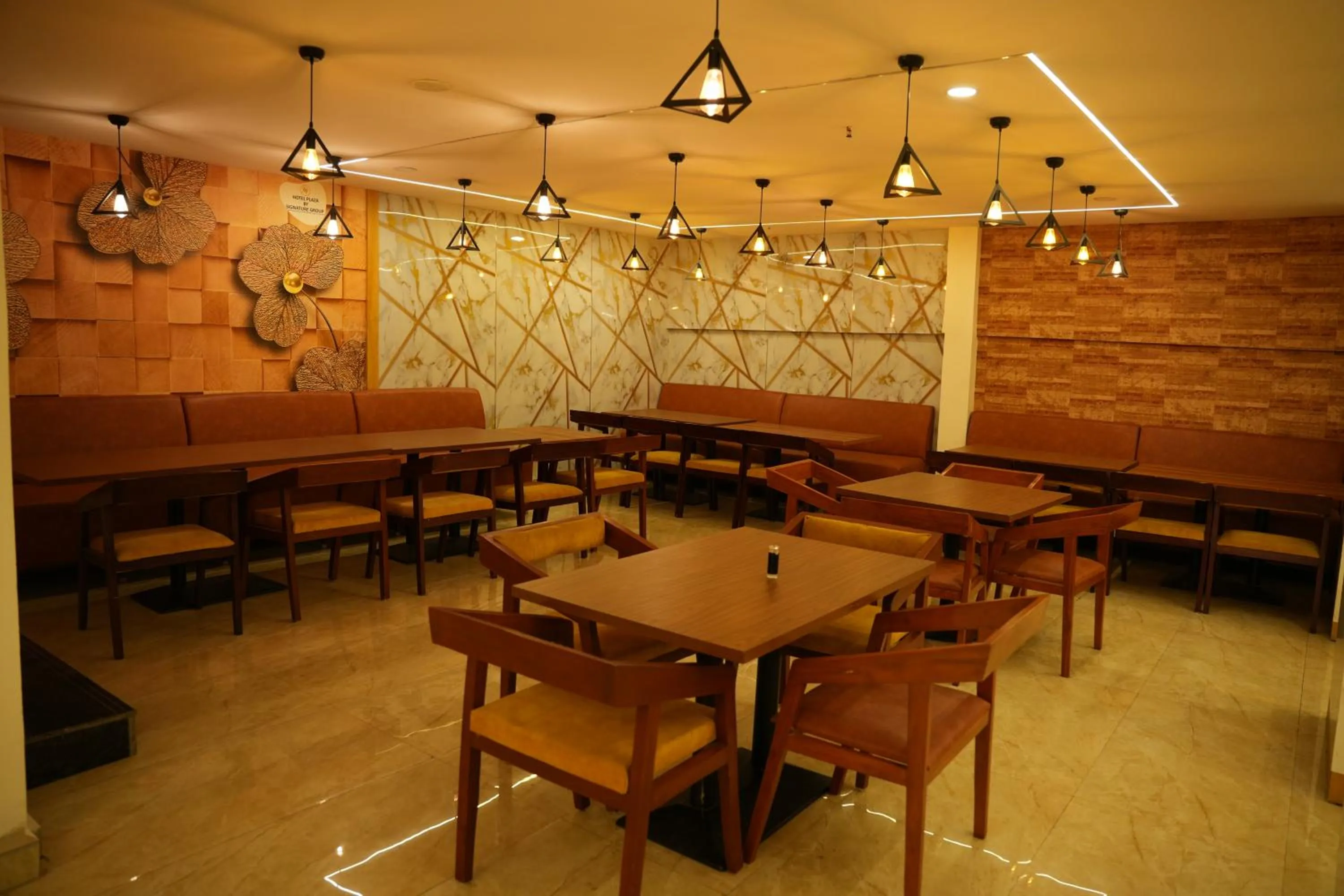 Restaurant/places to eat in Hotel Plaza Hyderabad Airport Zone