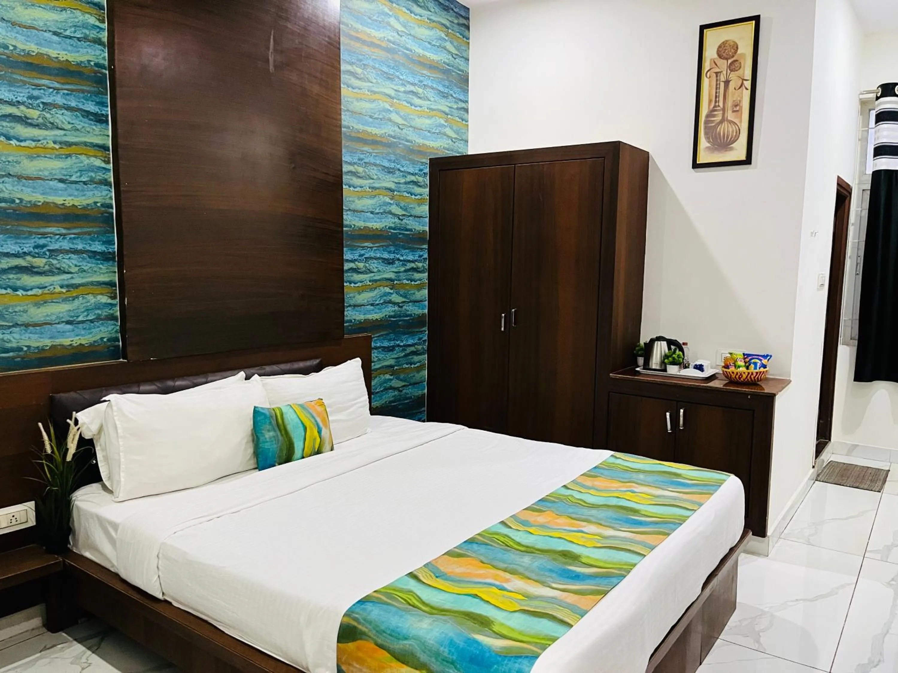 Bed in Hotel Plaza Hyderabad Airport Zone