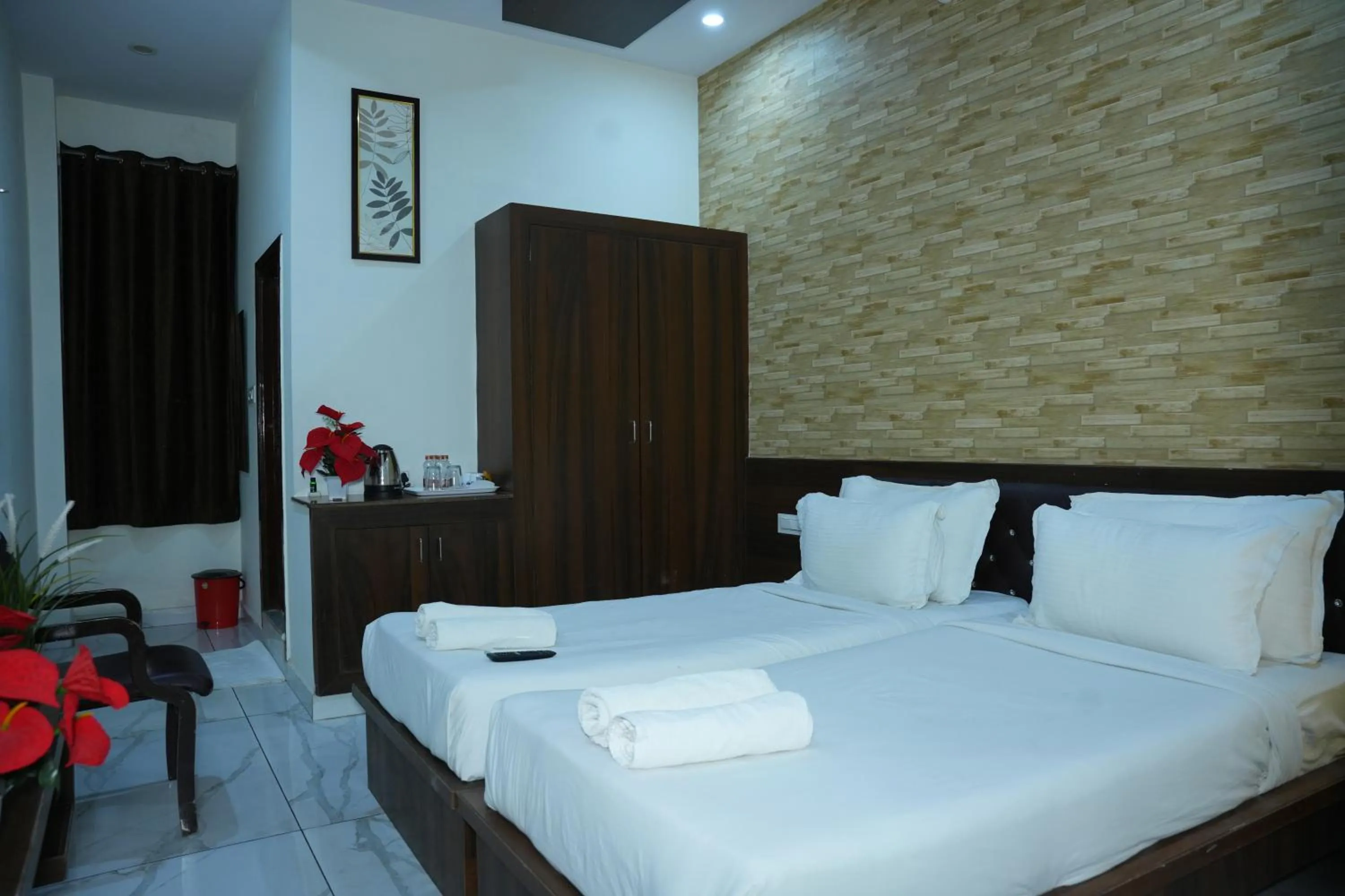 Bedroom, Bed in Hotel Plaza Hyderabad Airport Zone
