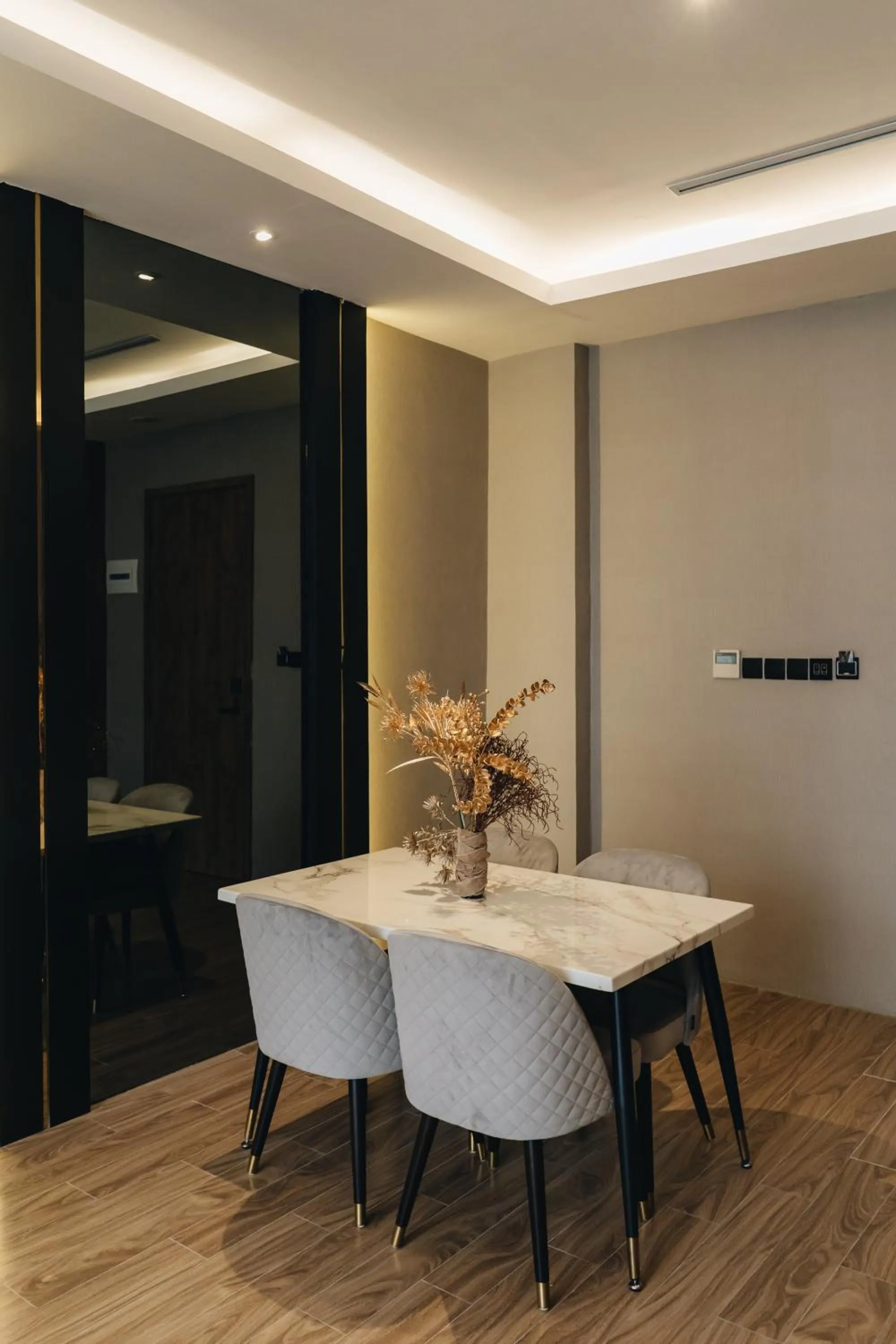 Grand Central Premier