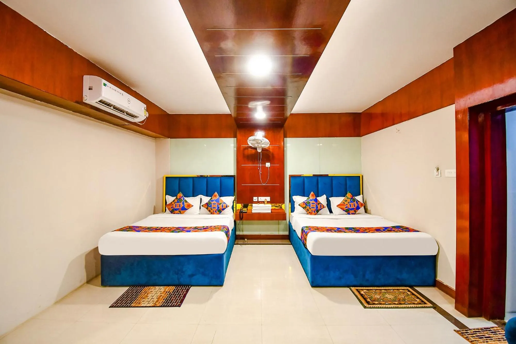 Bed in FabHotel Greenland Grand - Nr Kalinga Stadium