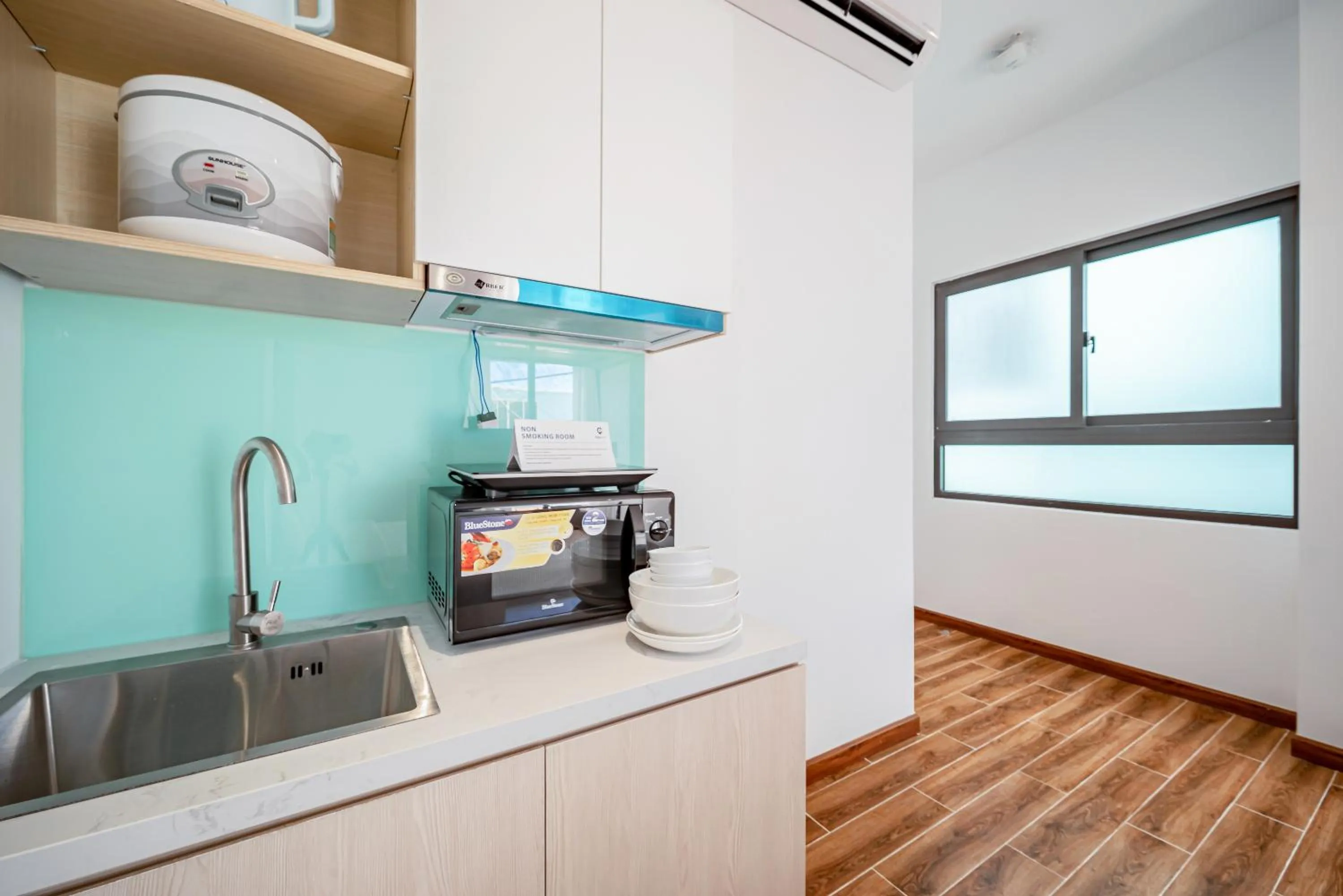 Kitchen or kitchenette in Cozrum Homes - Autumn House