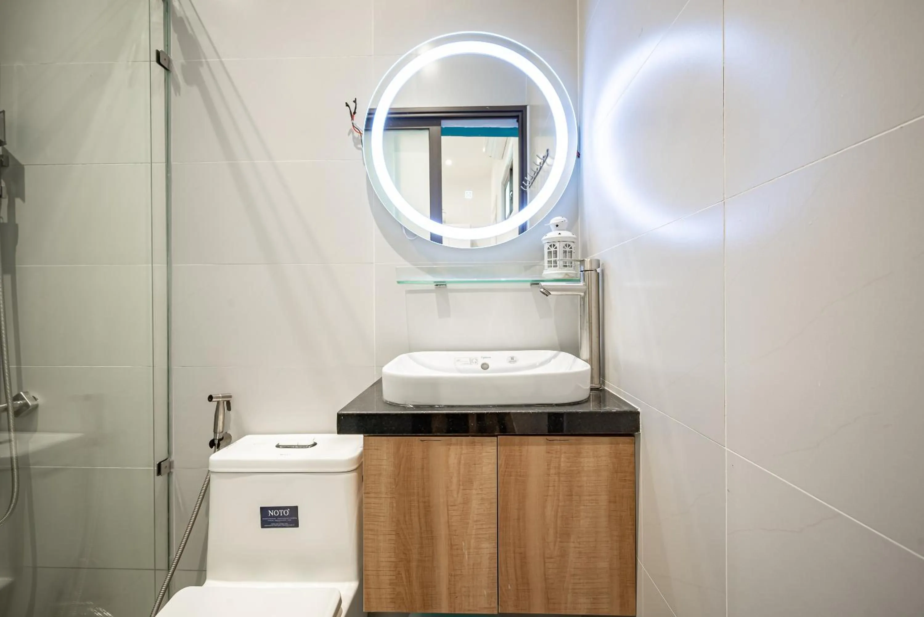 Bathroom in Cozrum Homes - Autumn House