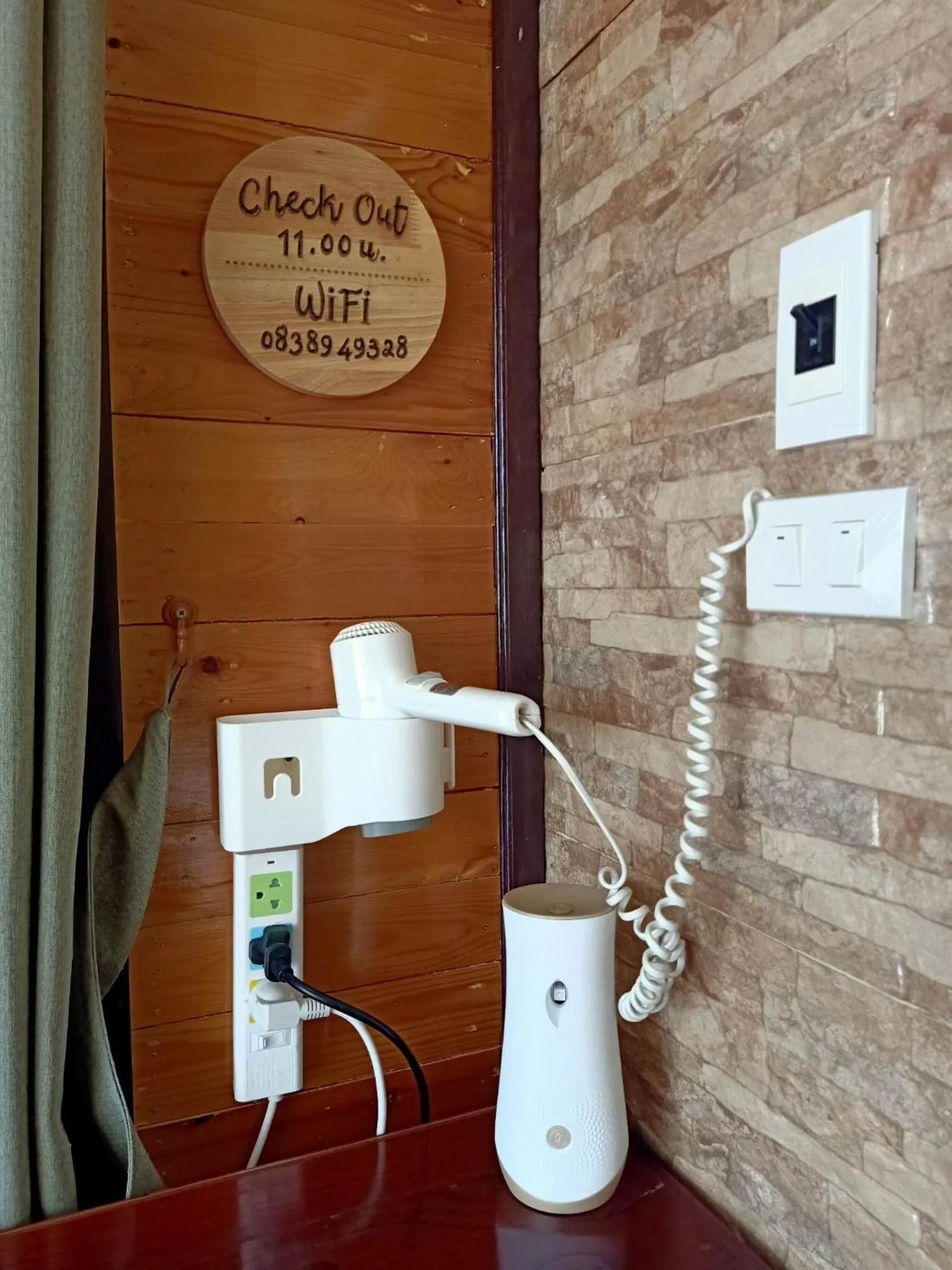 Text overlay in ภูฝ้ายวิลล่า Phufai villa