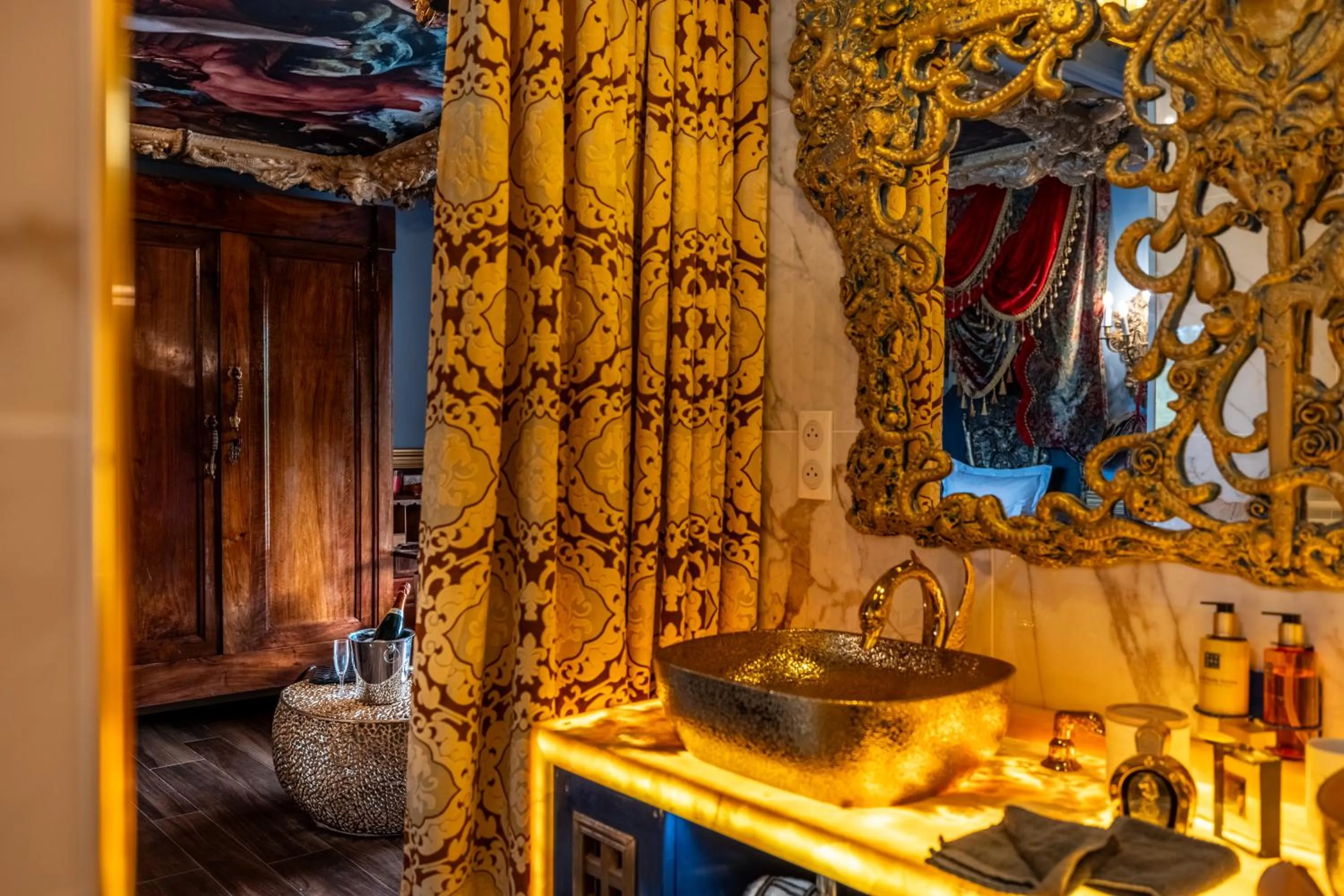 Bathroom in Hôtel Pirates World