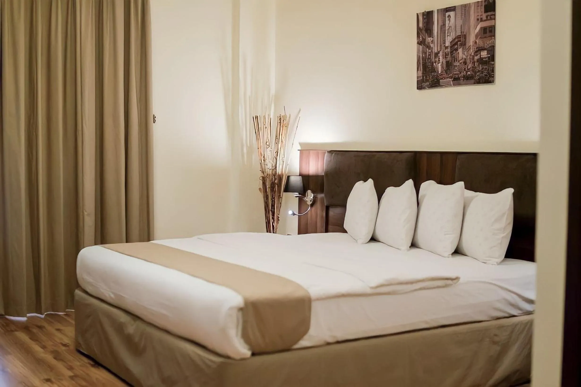 Bed in Weekdays Hotel