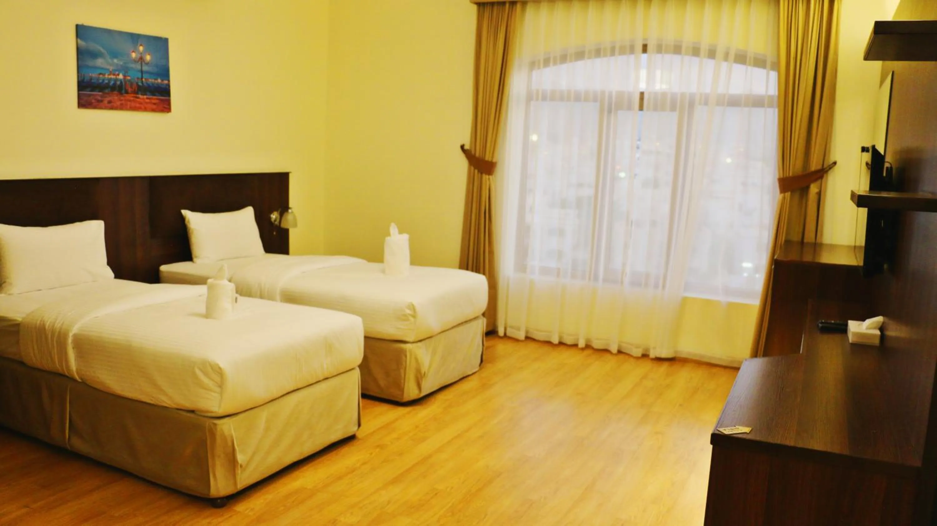 Bed in Weekdays Hotel