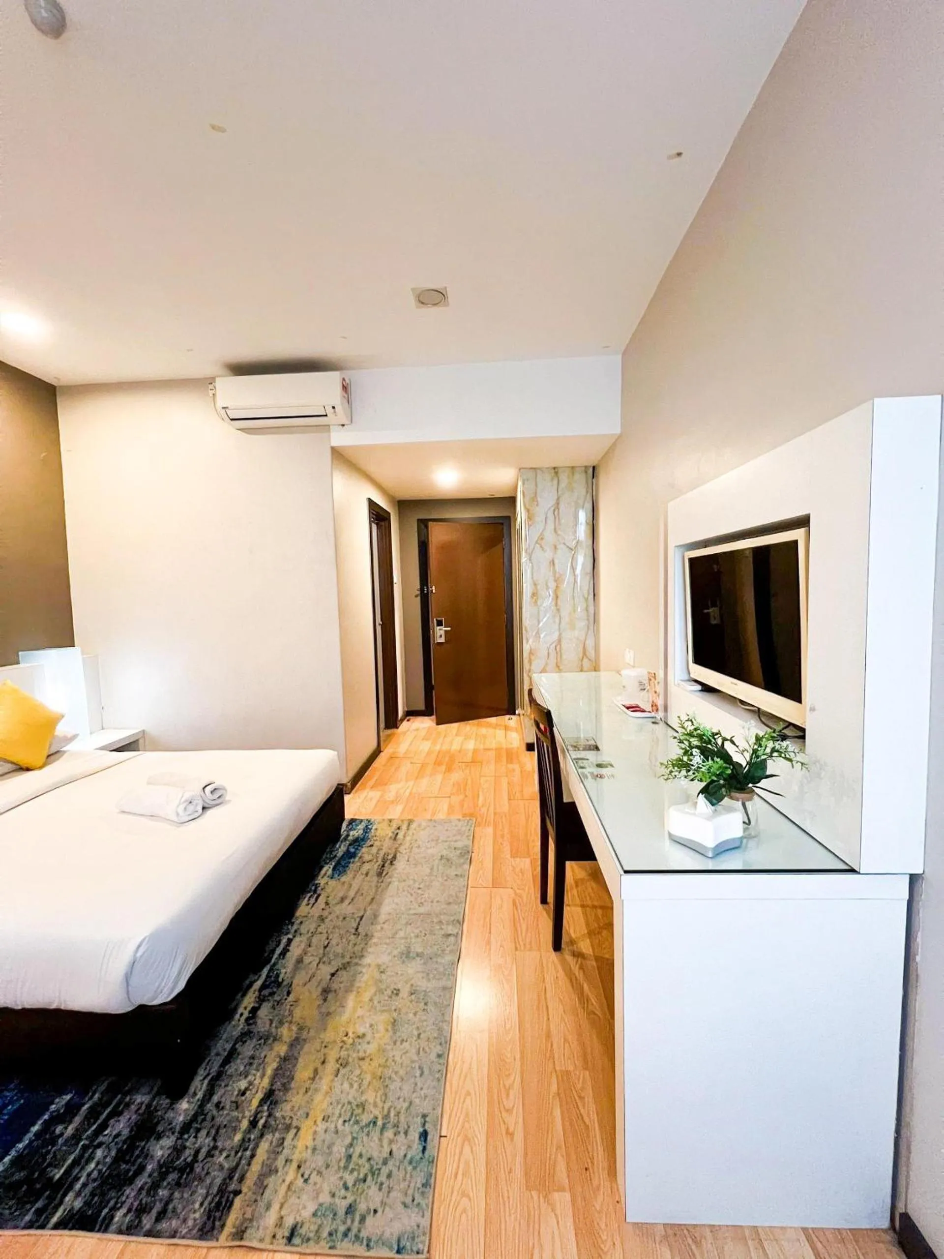 TV and multimedia, Bed in Lovita Hotel Kuantan