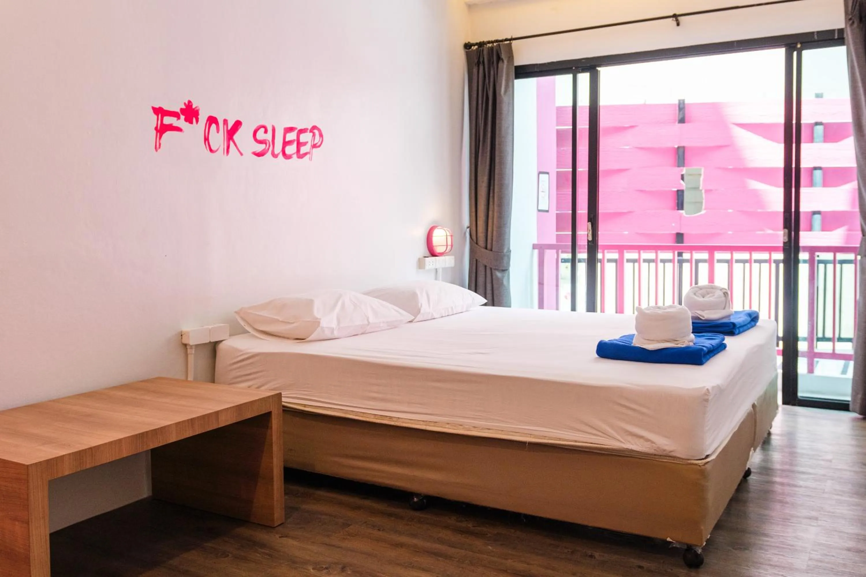 Bed in Slumber Surf Phuket Kata