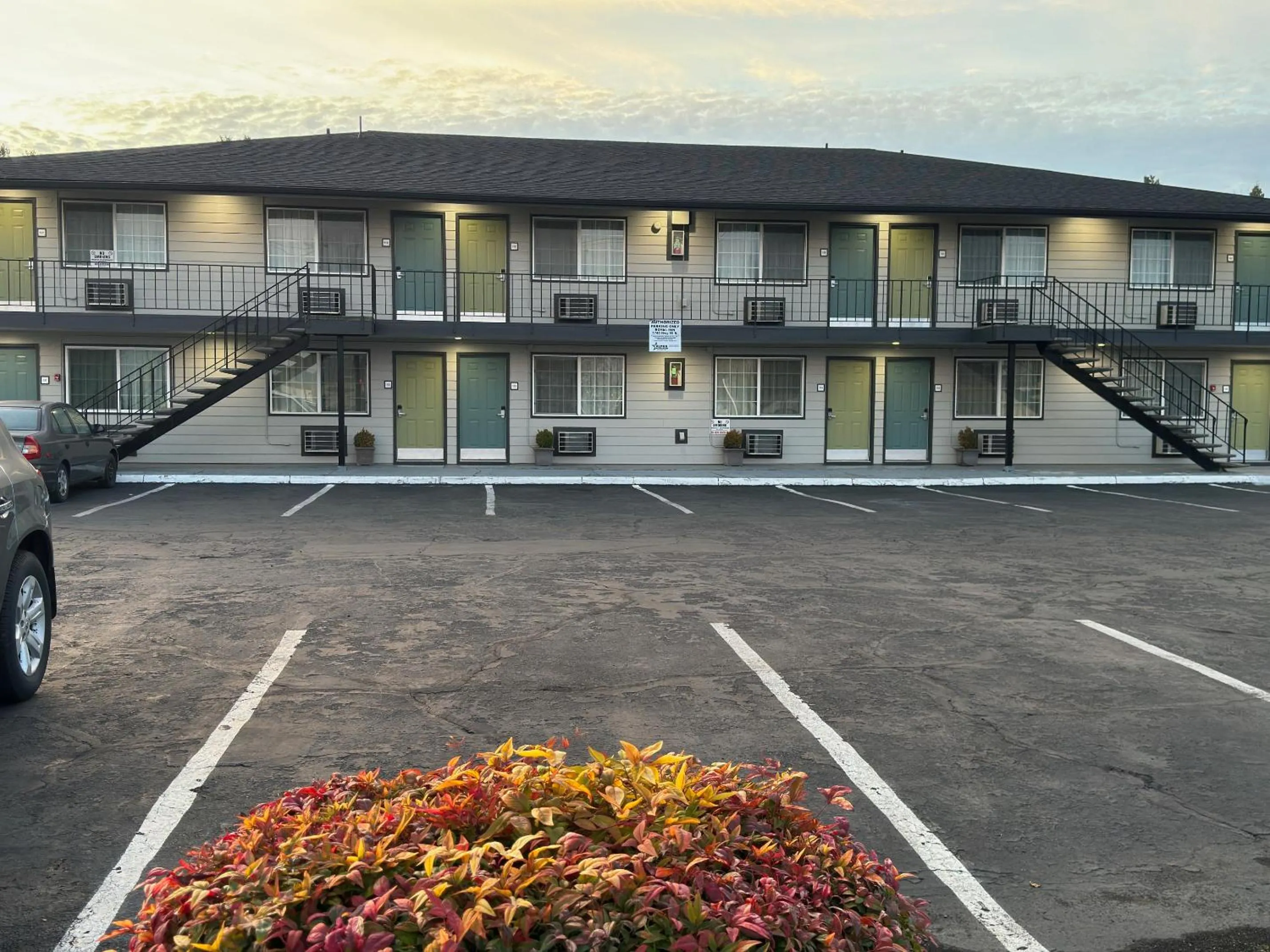 Royal Inn Eugene- Airport