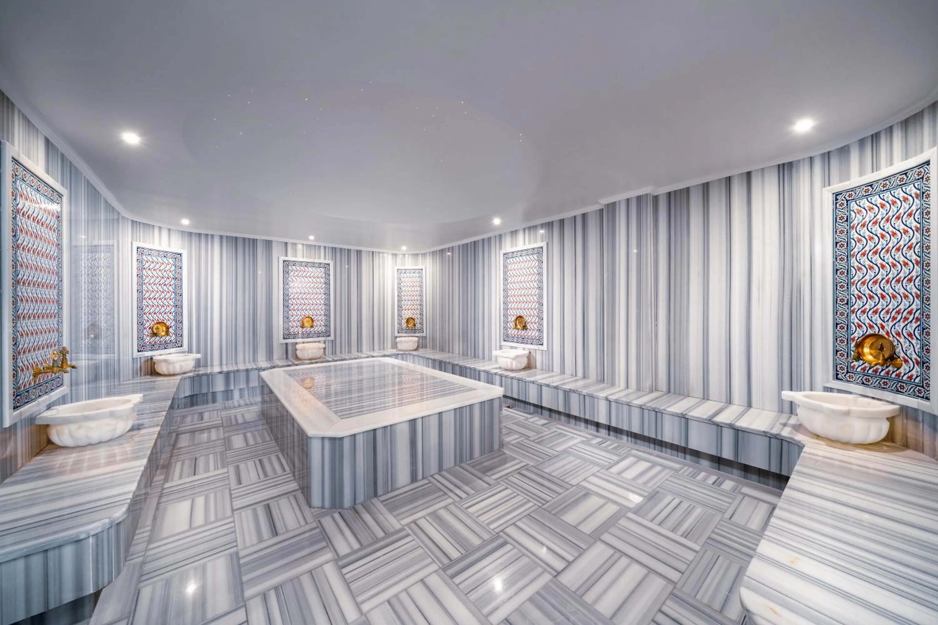 Public Bath in Ramada Plaza by Wyndham Silivri