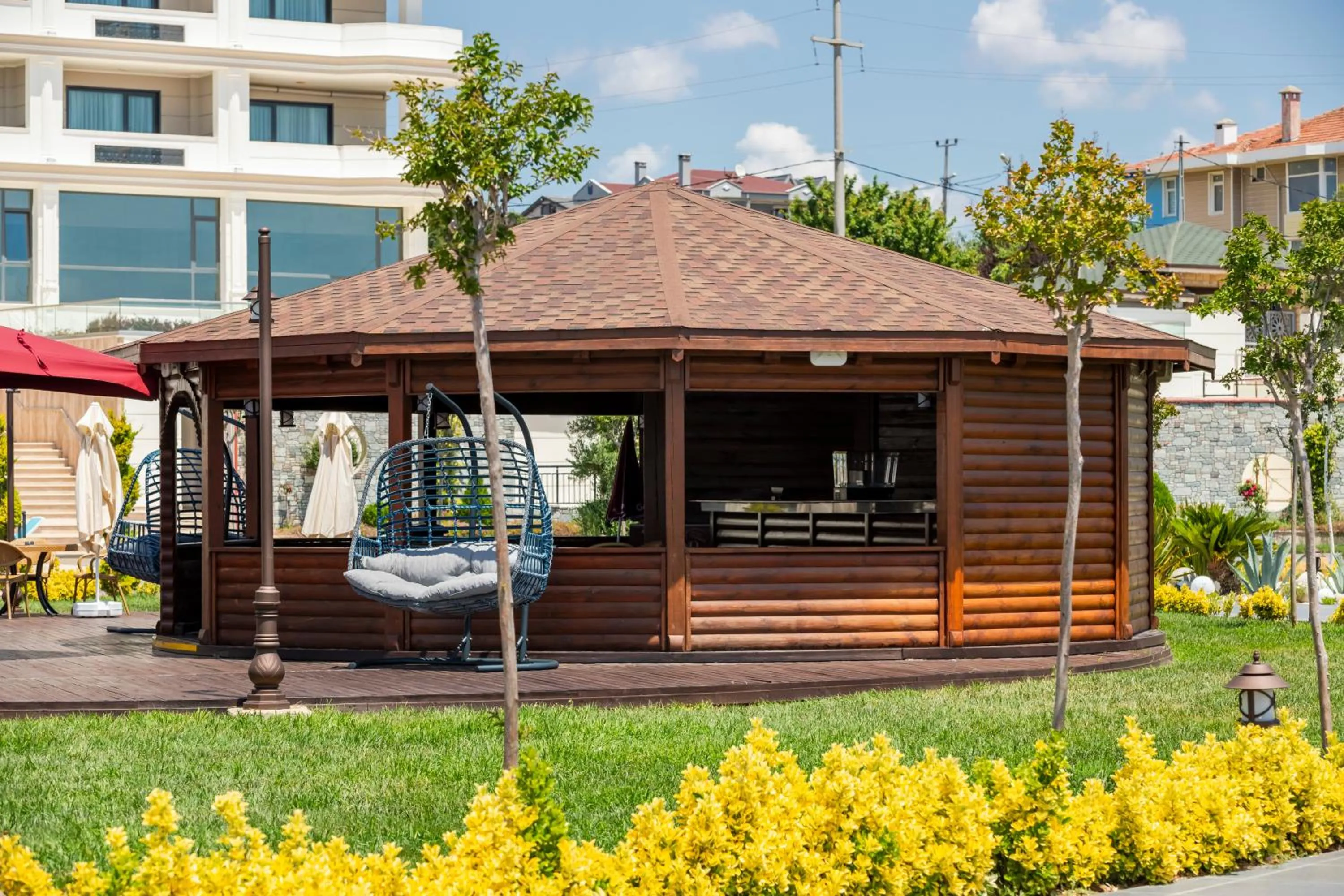 Garden in Ramada Plaza by Wyndham Silivri