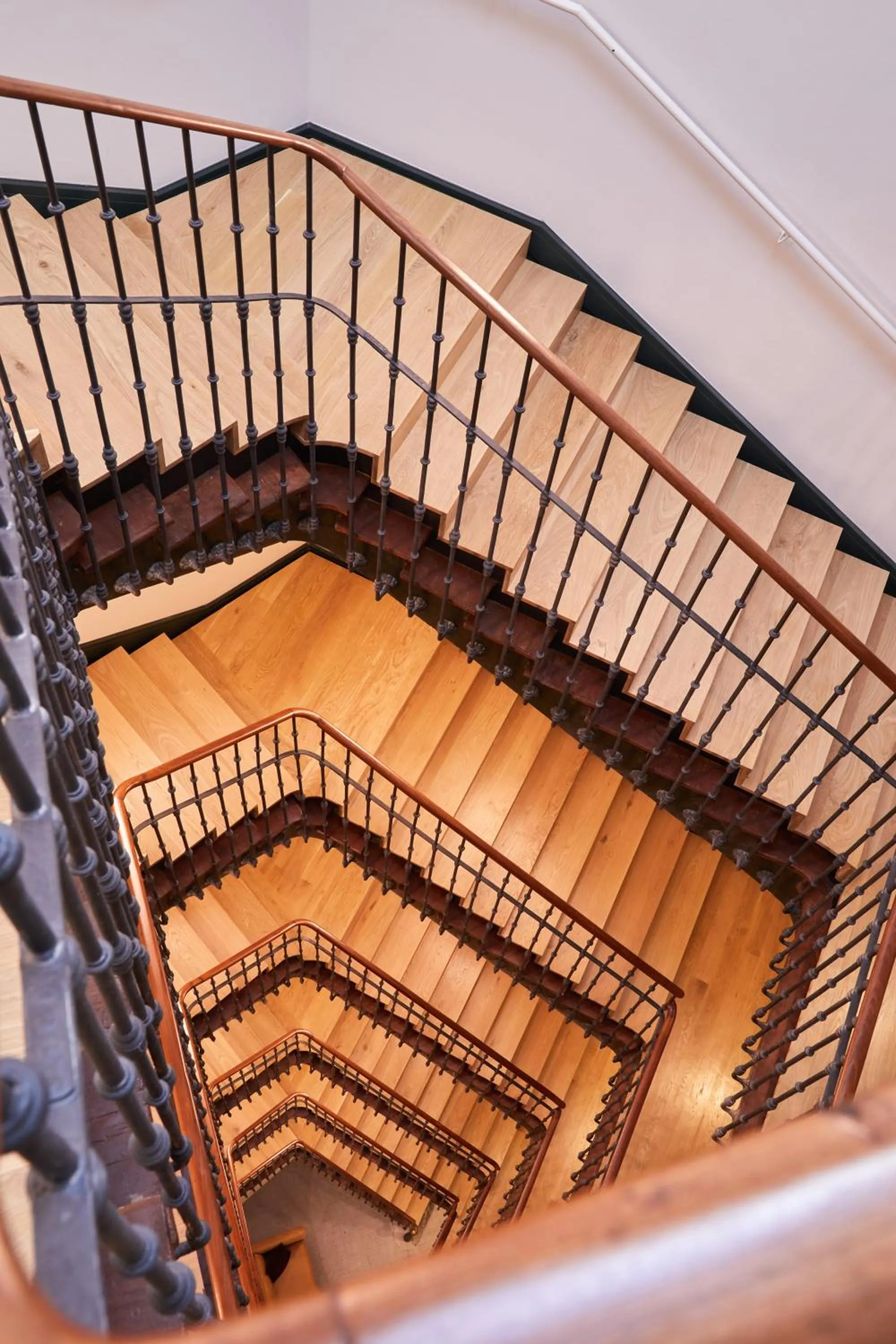 Property building in LATROUPE Prado Hostel