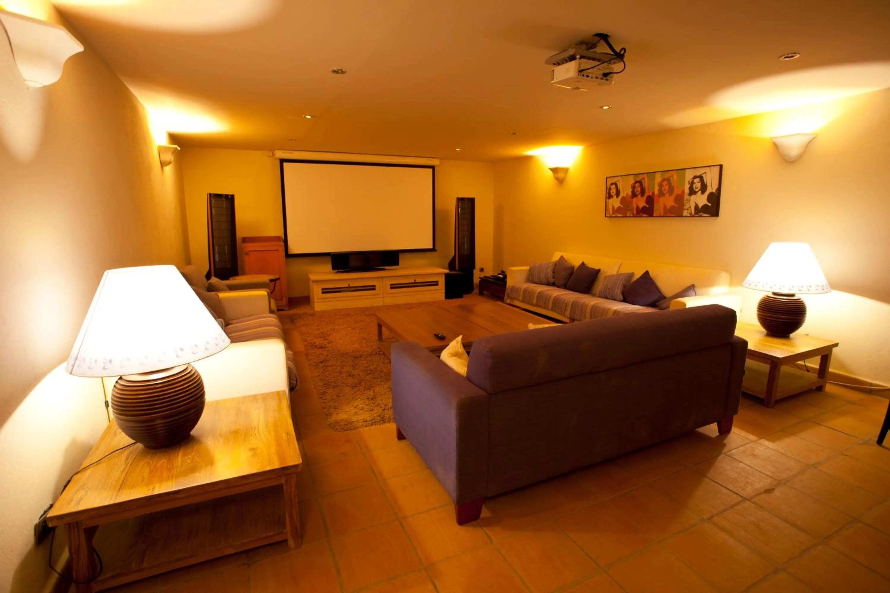 Business facilities in Desert Springs Resort