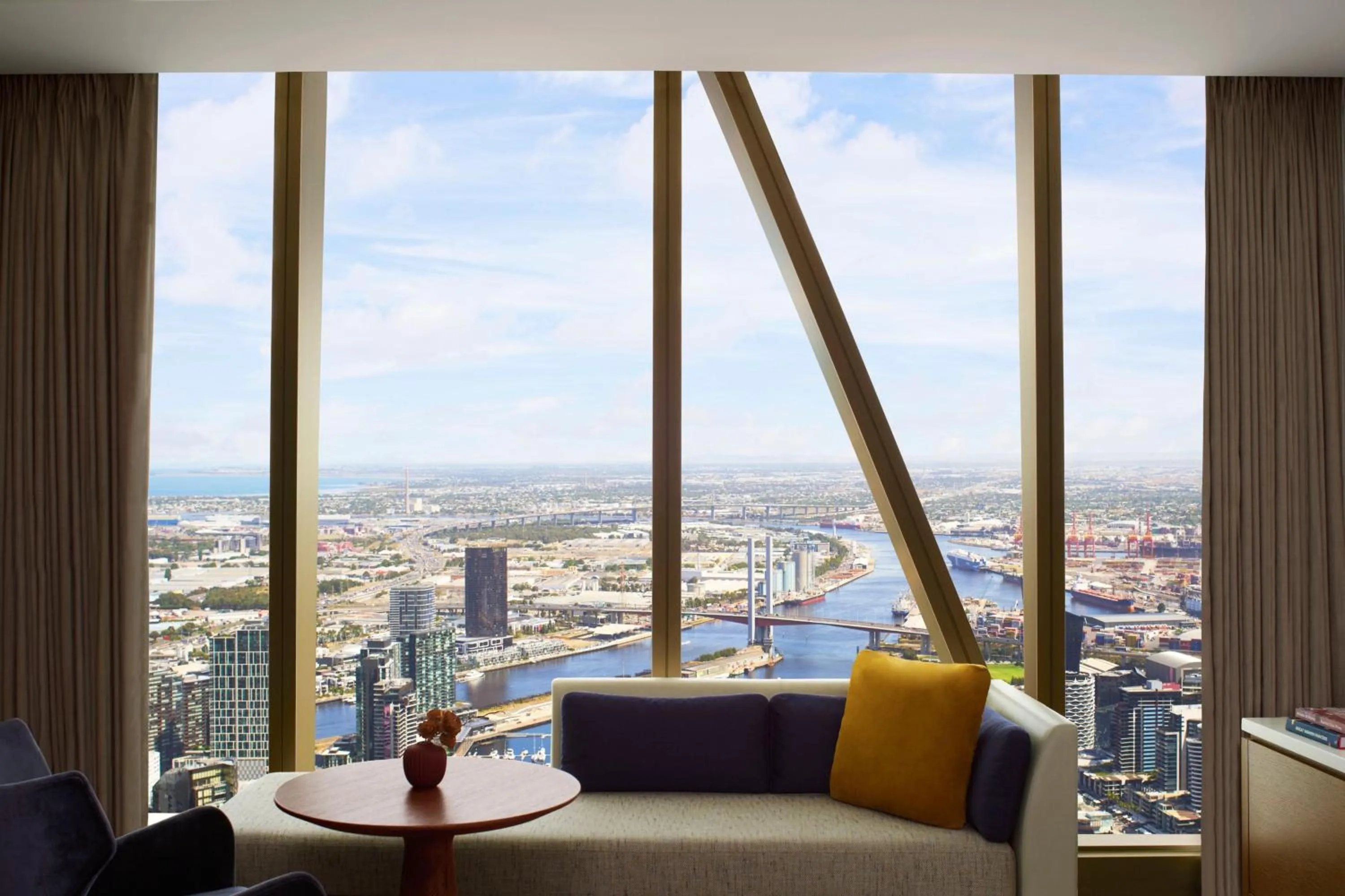 Lounge or bar in The Ritz-Carlton, Melbourne