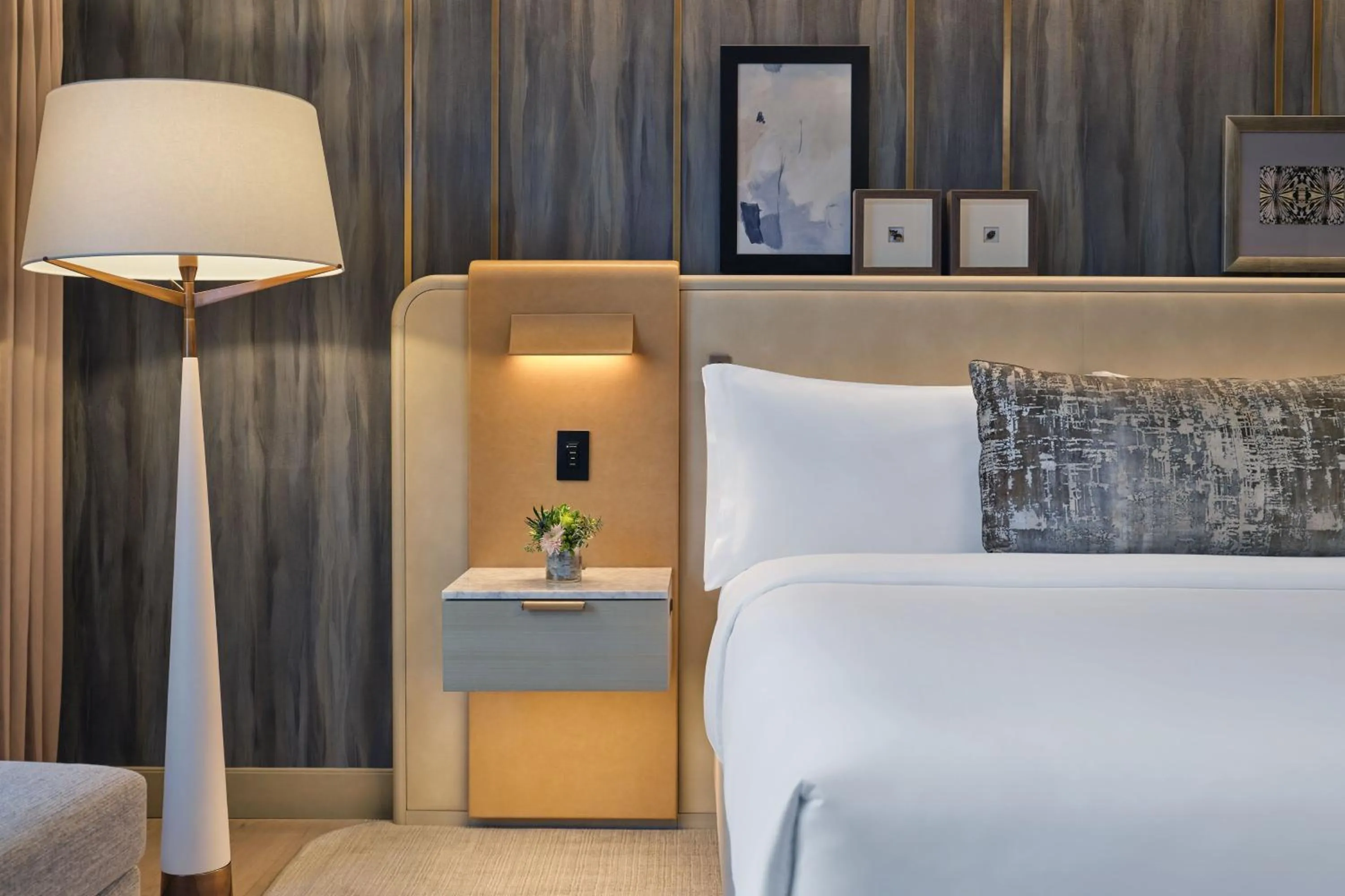 Photo of the whole room, Bed in The Ritz-Carlton, Portland