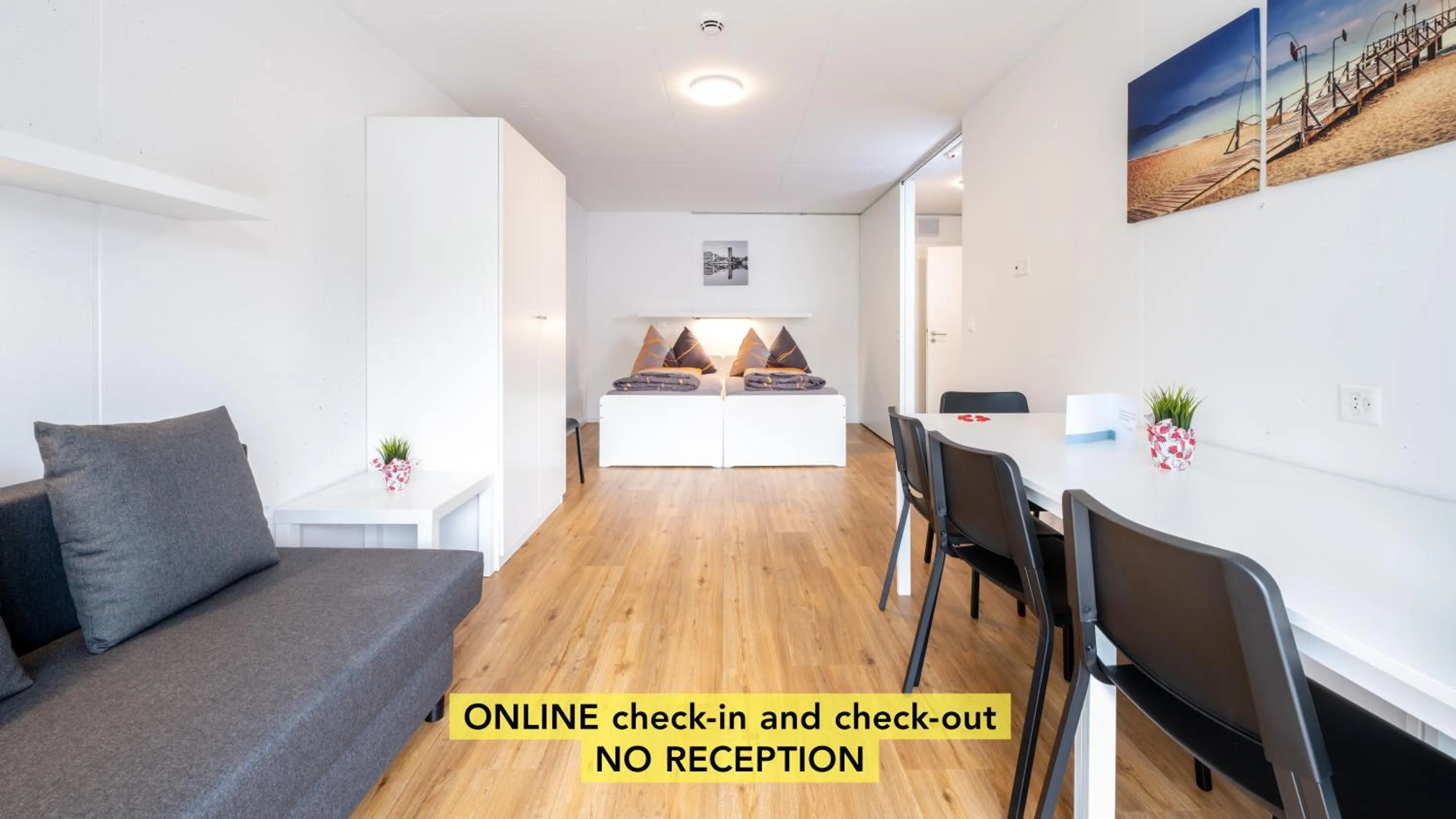 Bedroom in Anstatthotel Goldau - self-check-in