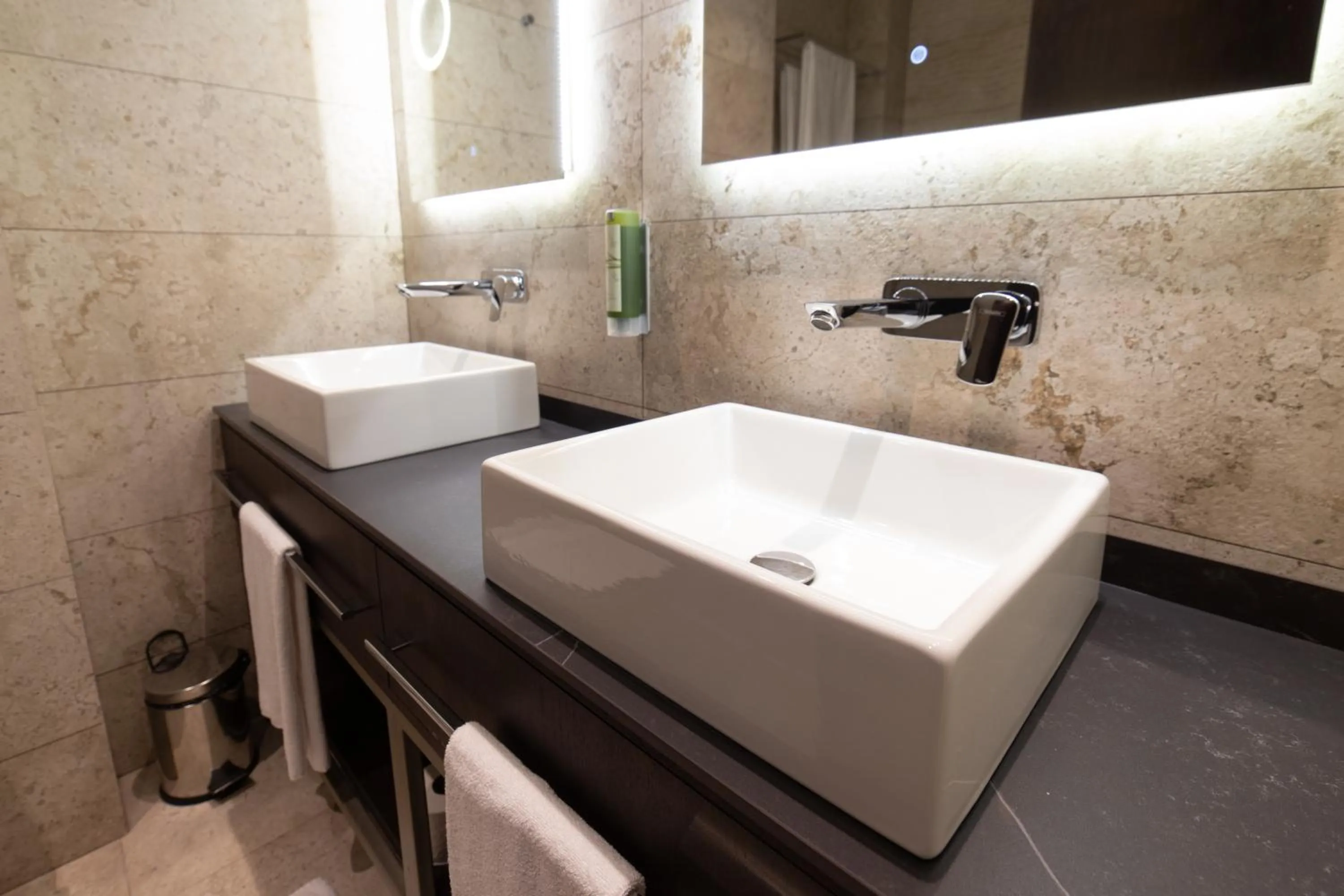 Bathroom in Emery Hotel