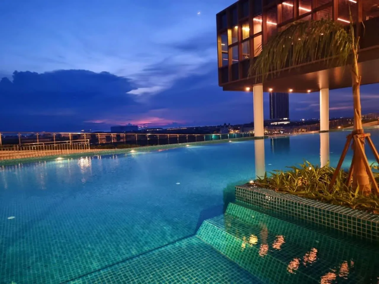 Swimming pool in Bali Premier Residence Melaka