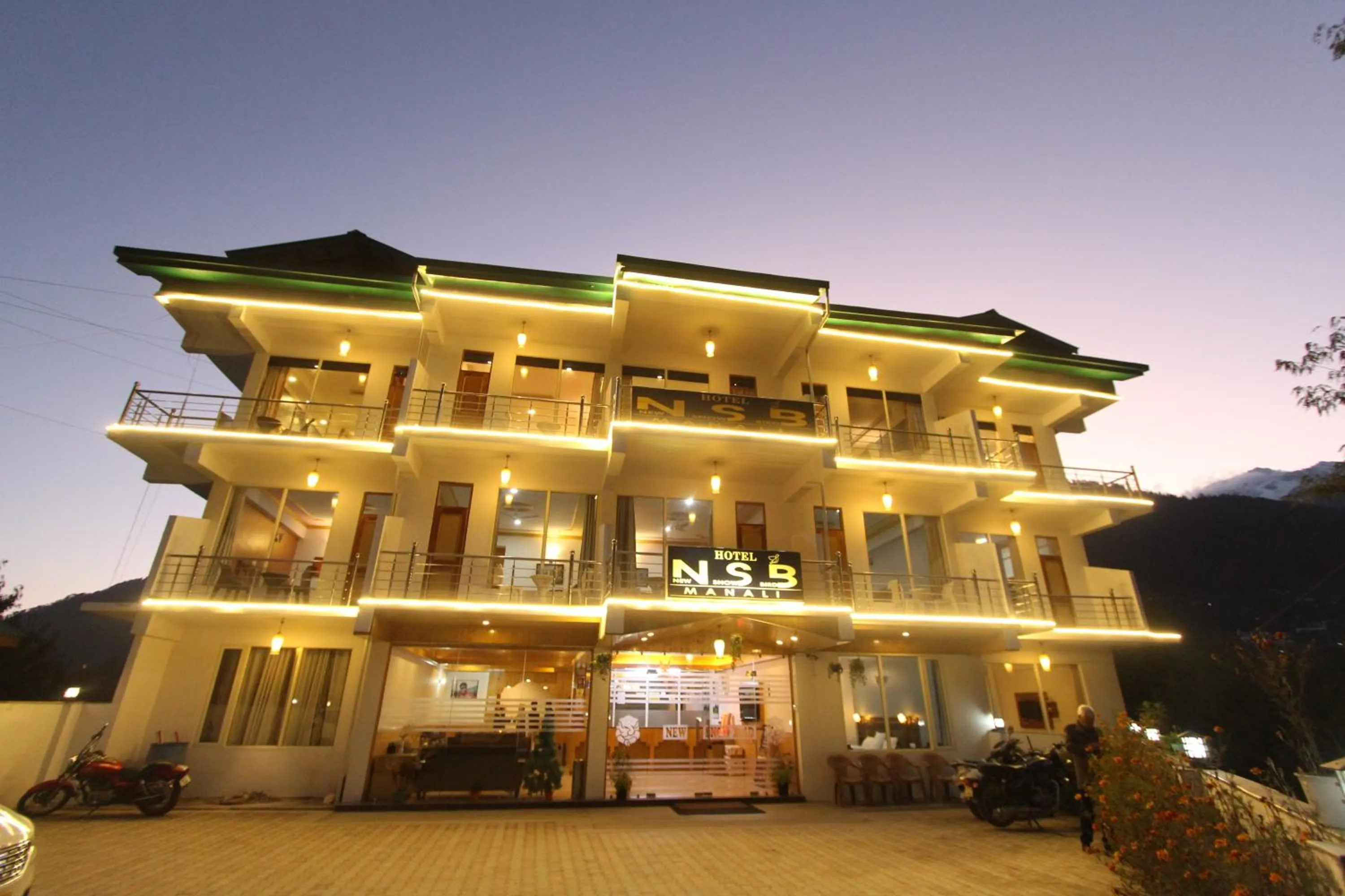 Property building in Hotel NSB Manali