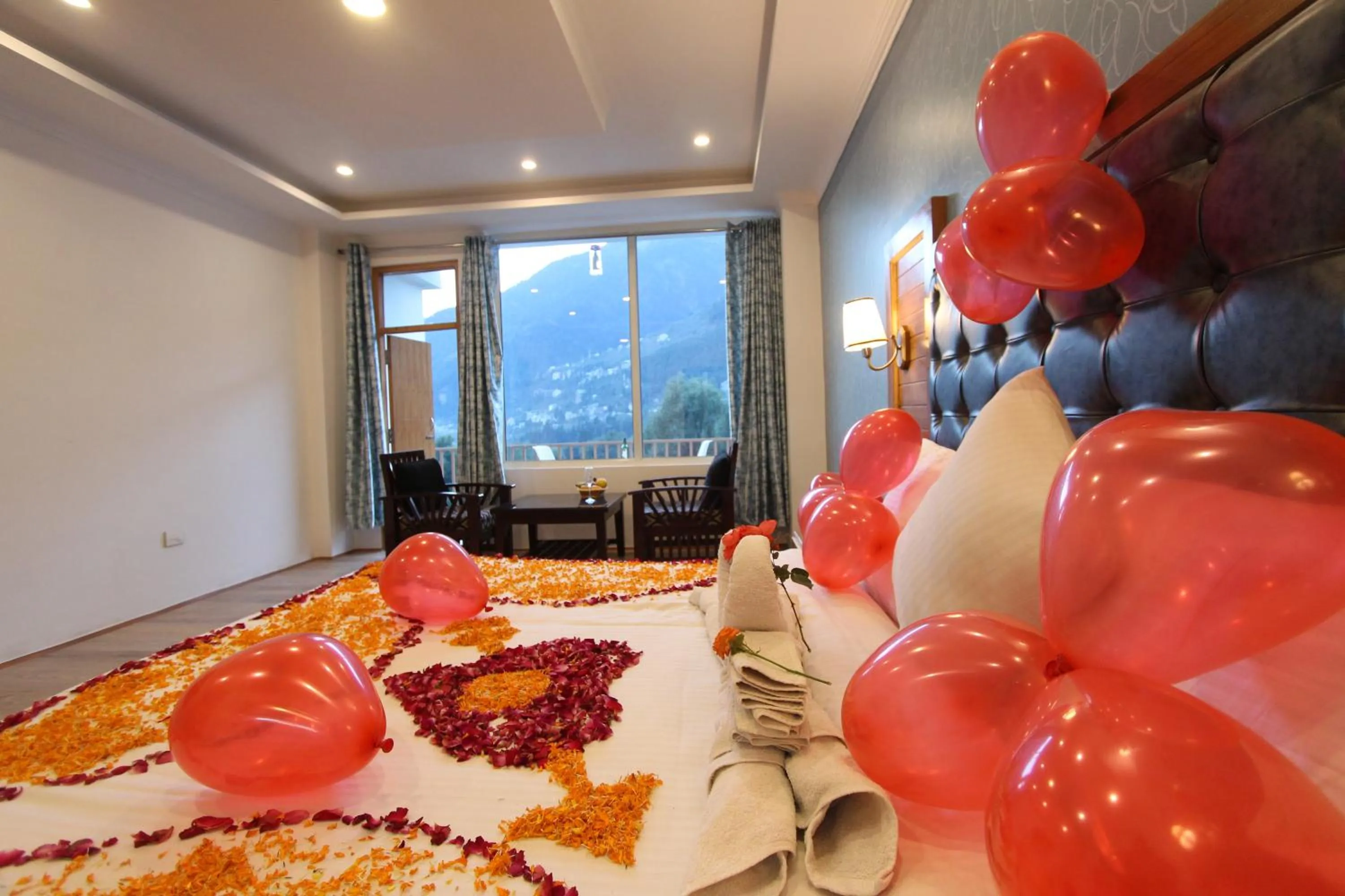 Living room in Hotel NSB Manali