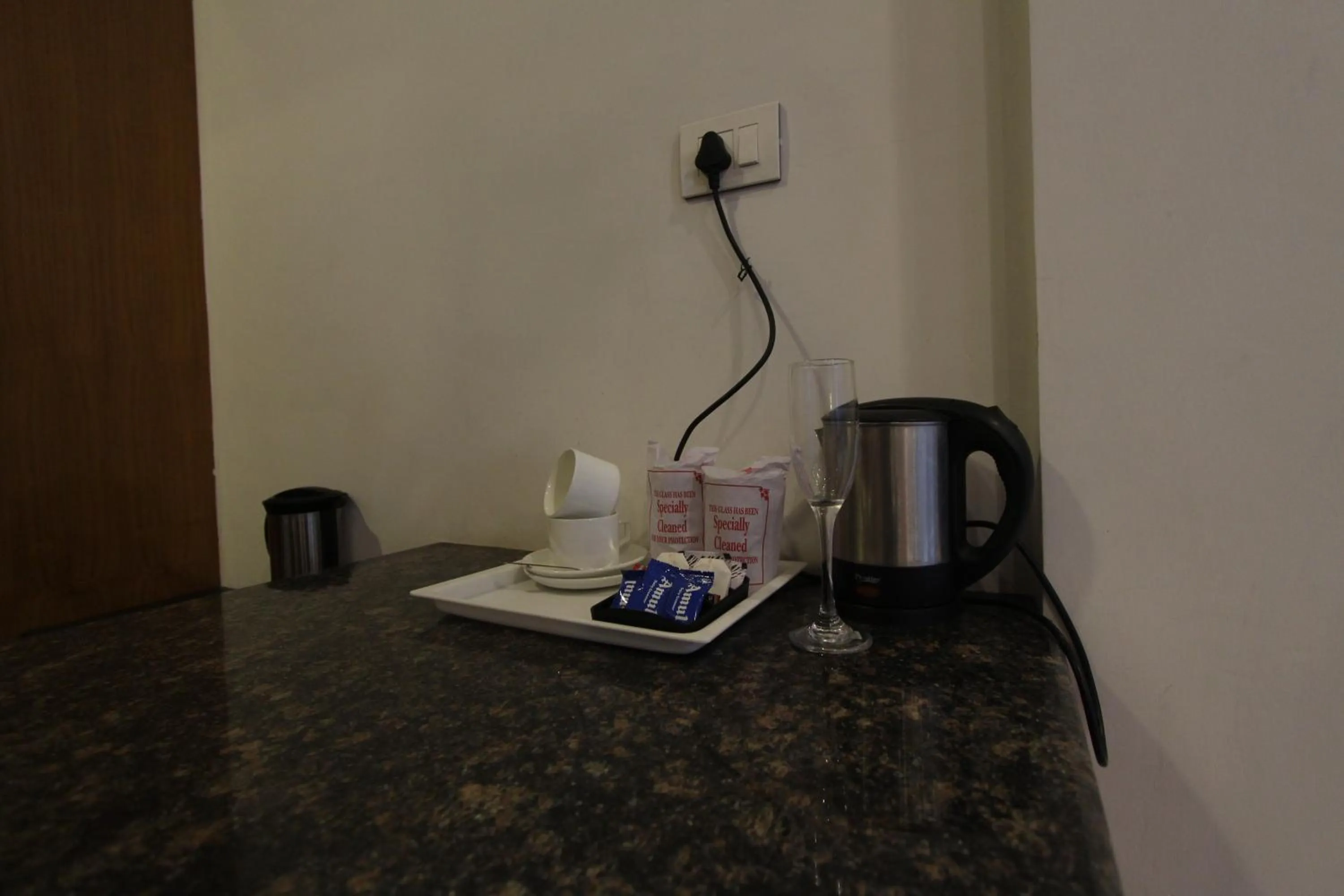 Coffee/tea facilities in Hotel NSB Manali