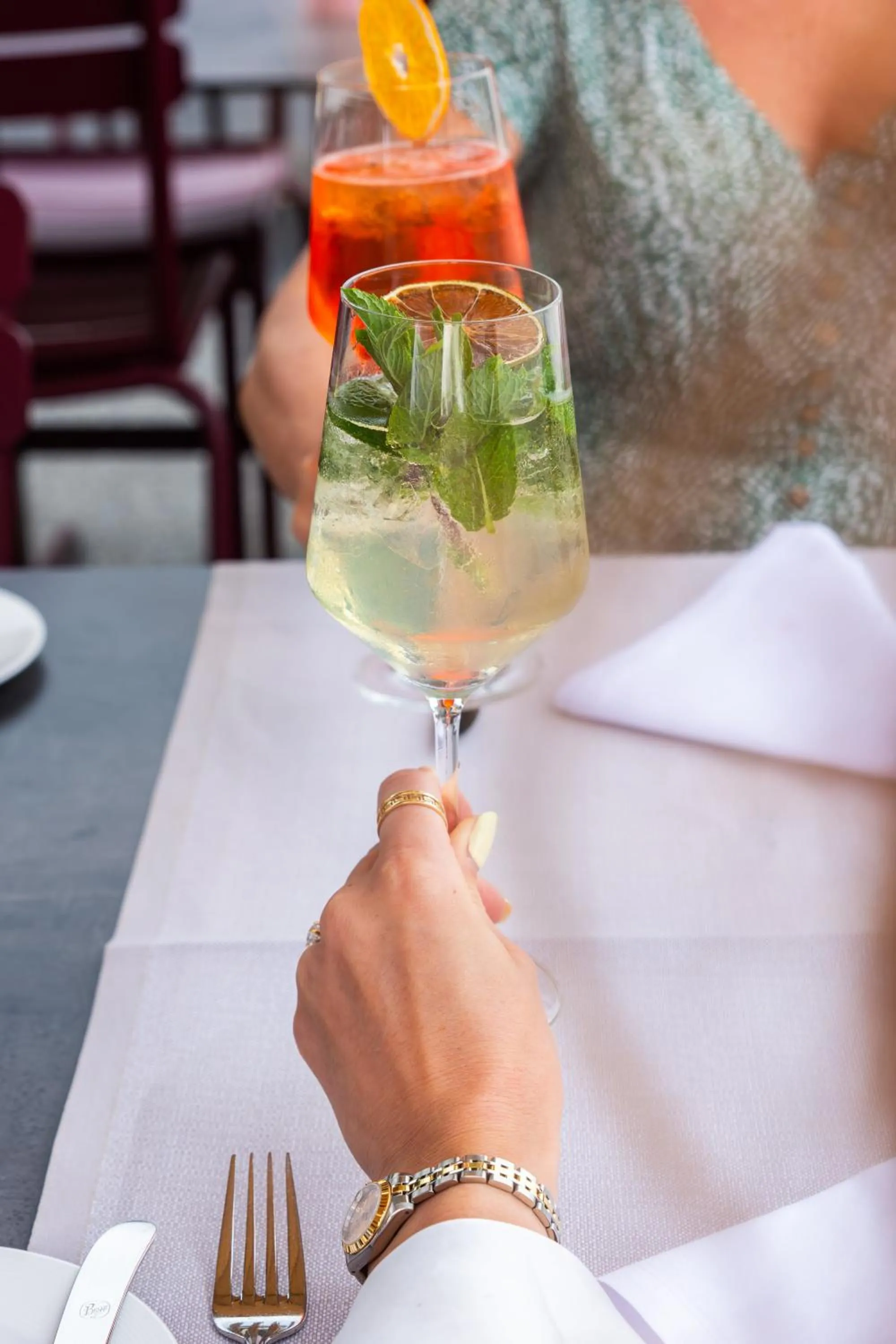 Restaurant/places to eat in Postresidenz am See