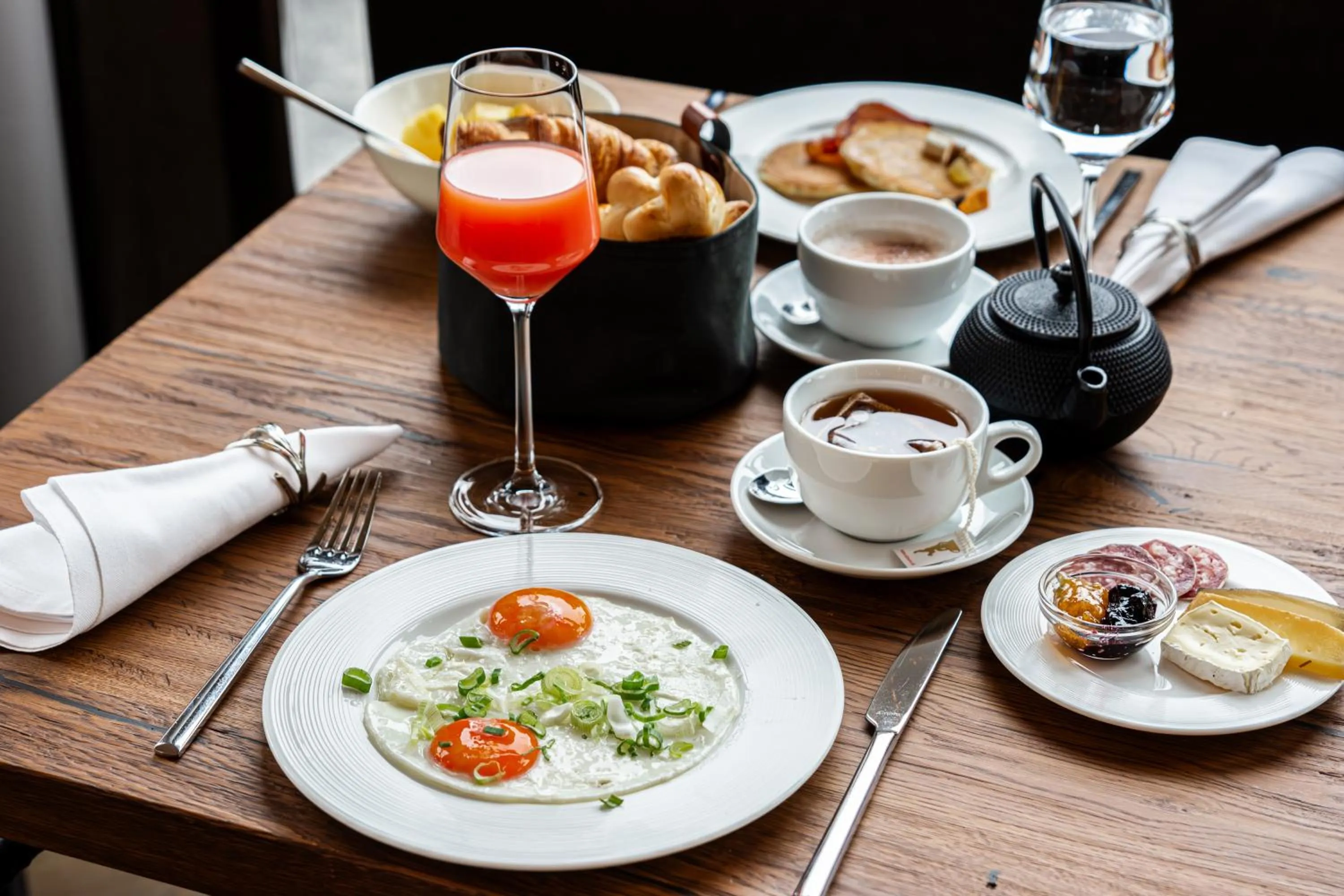 Breakfast in Postresidenz am See