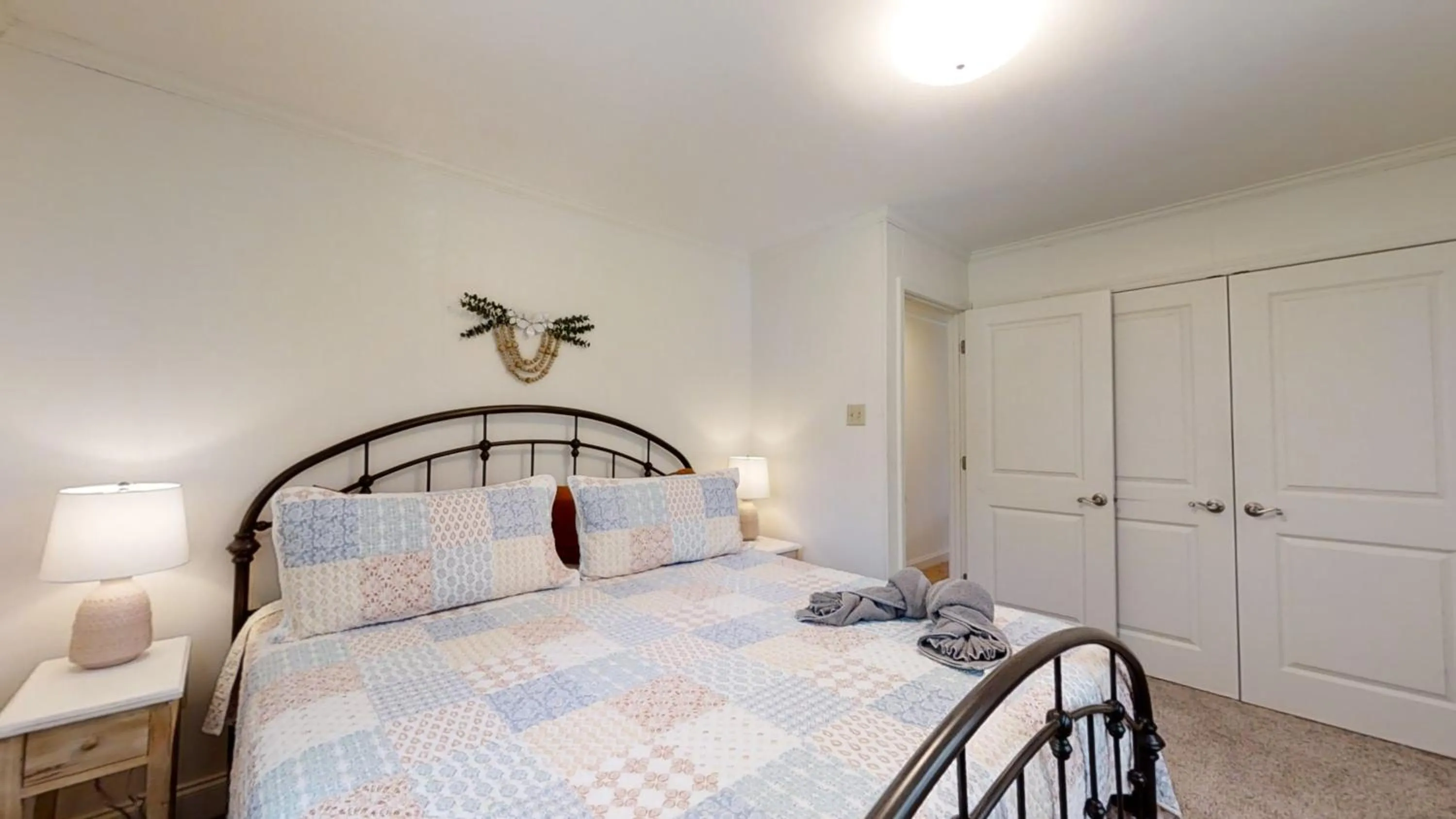 Bed in Peace of Paradise