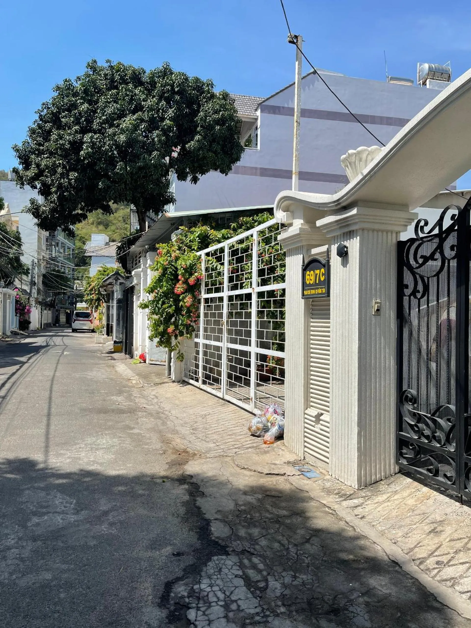 Neighbourhood in Joi Hospitality - KP House