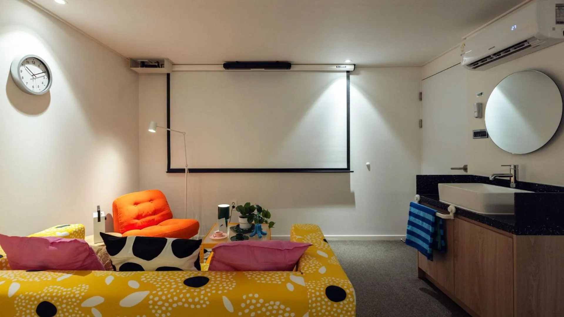 Photo of the whole room, Bed in Aank Hotel Incheon Bupyeong