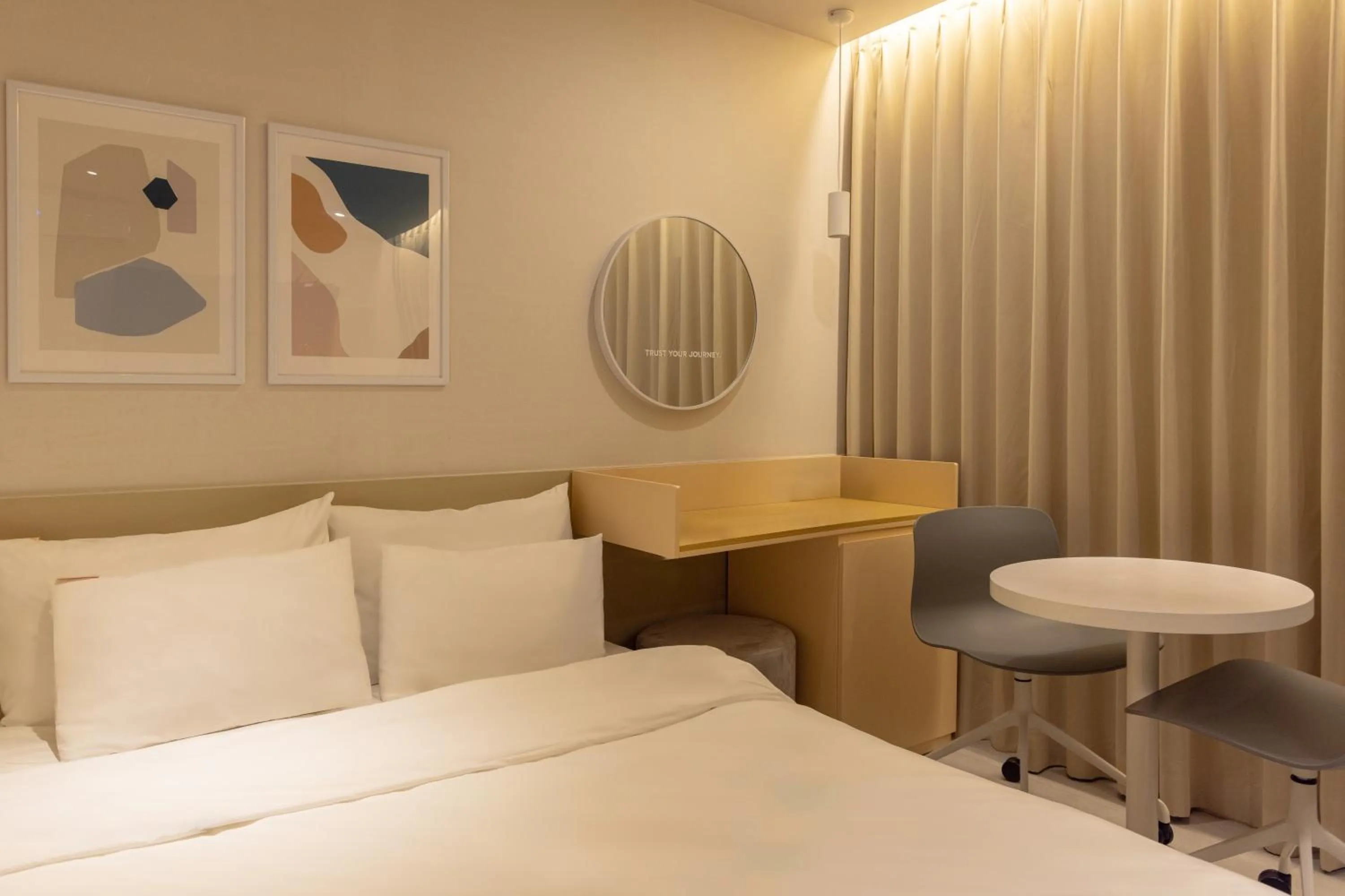 Bed in Nomad Aank Hotel Gumi