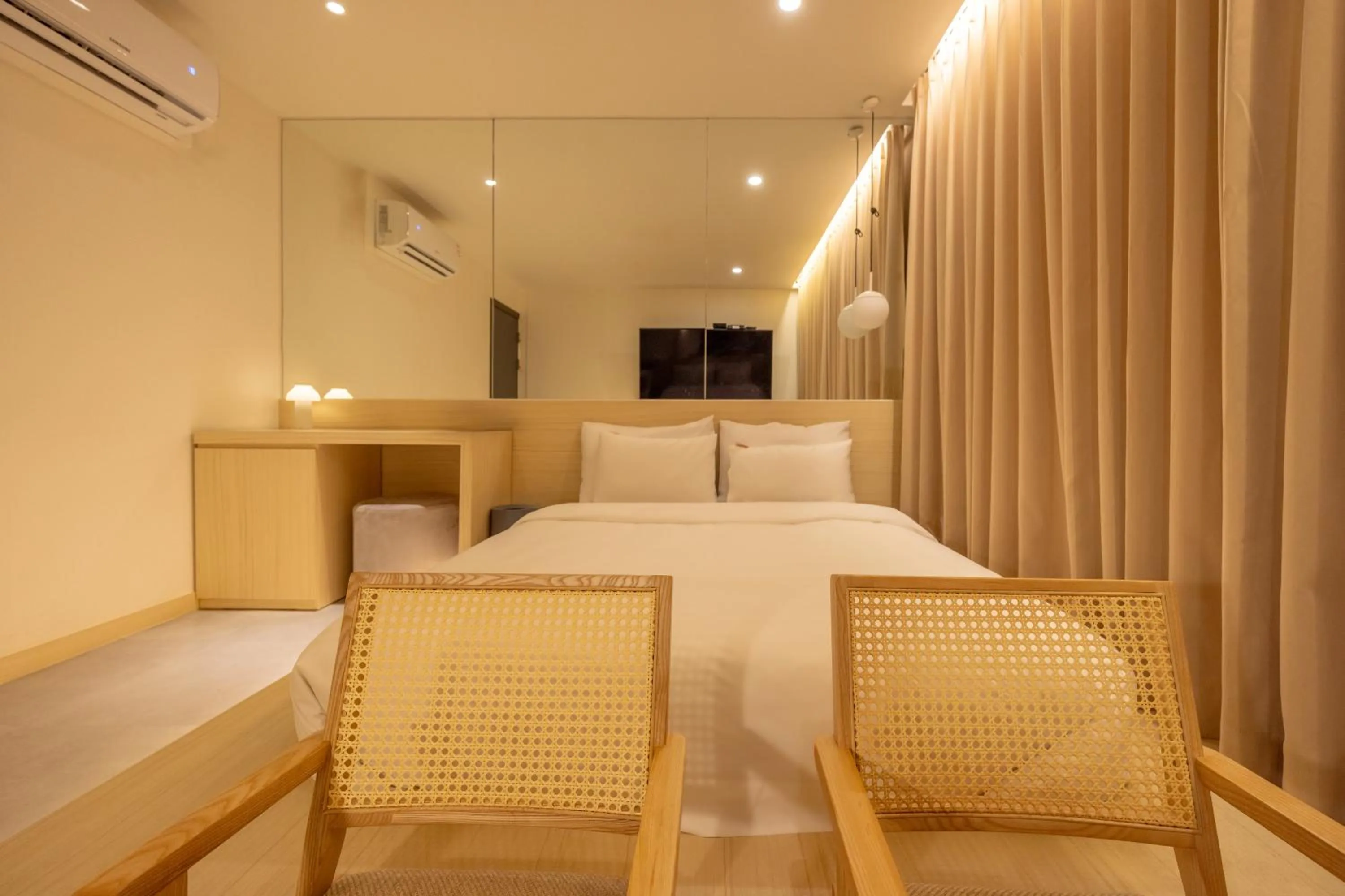 Bed in Nomad Aank Hotel Gumi