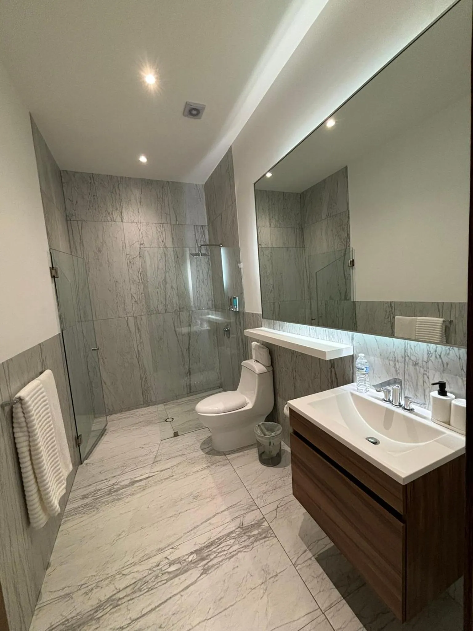 Shower in Casa Herrmann Suites