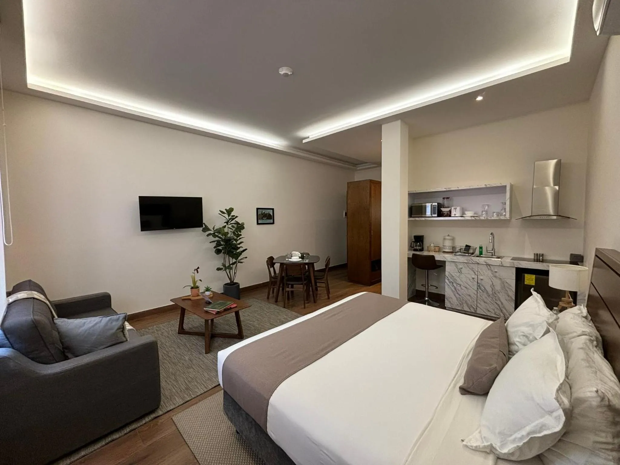 Photo of the whole room, Bed in Casa Herrmann Suites