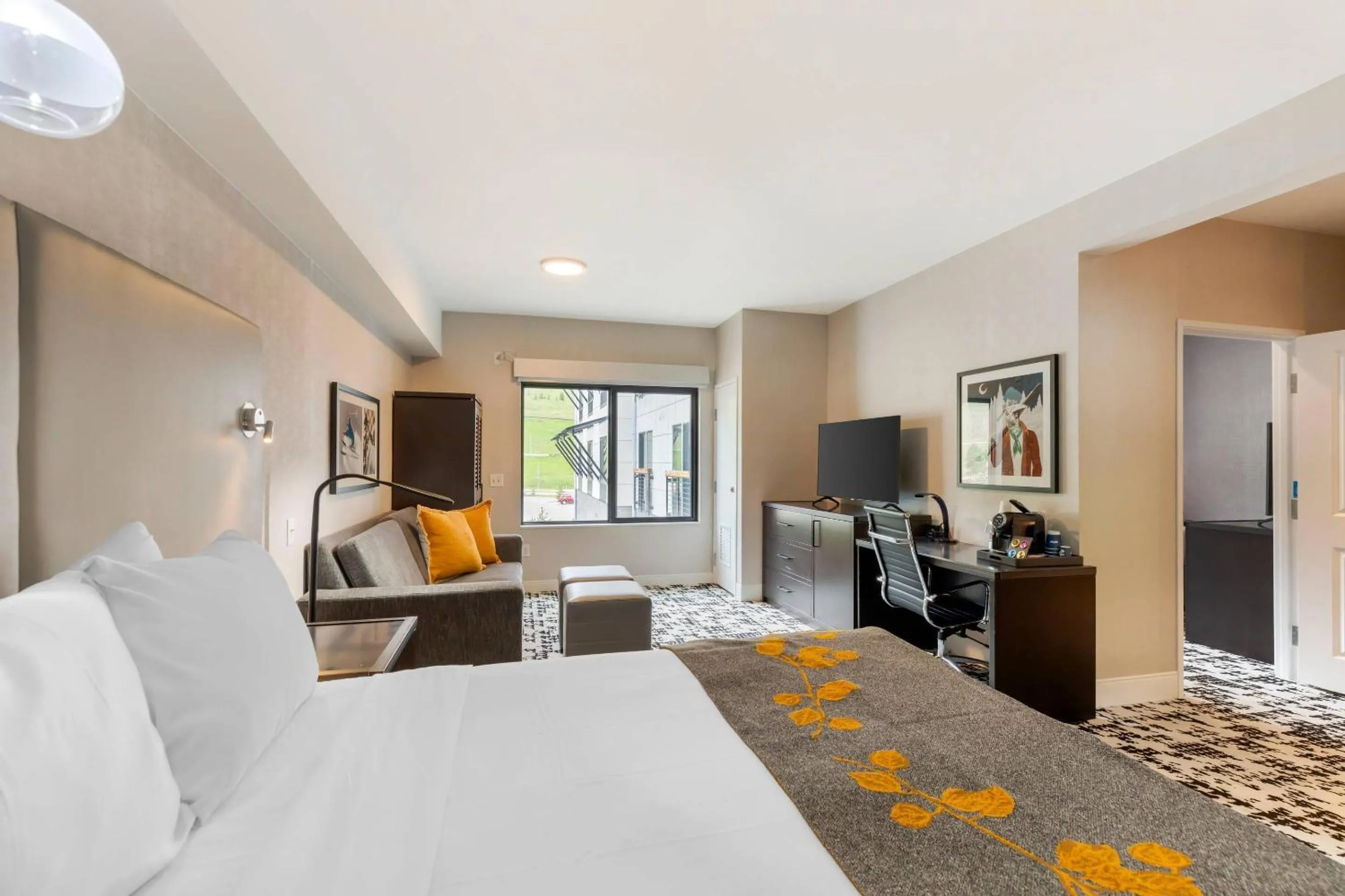 Bedroom in Cambria Hotel Copper Mountain