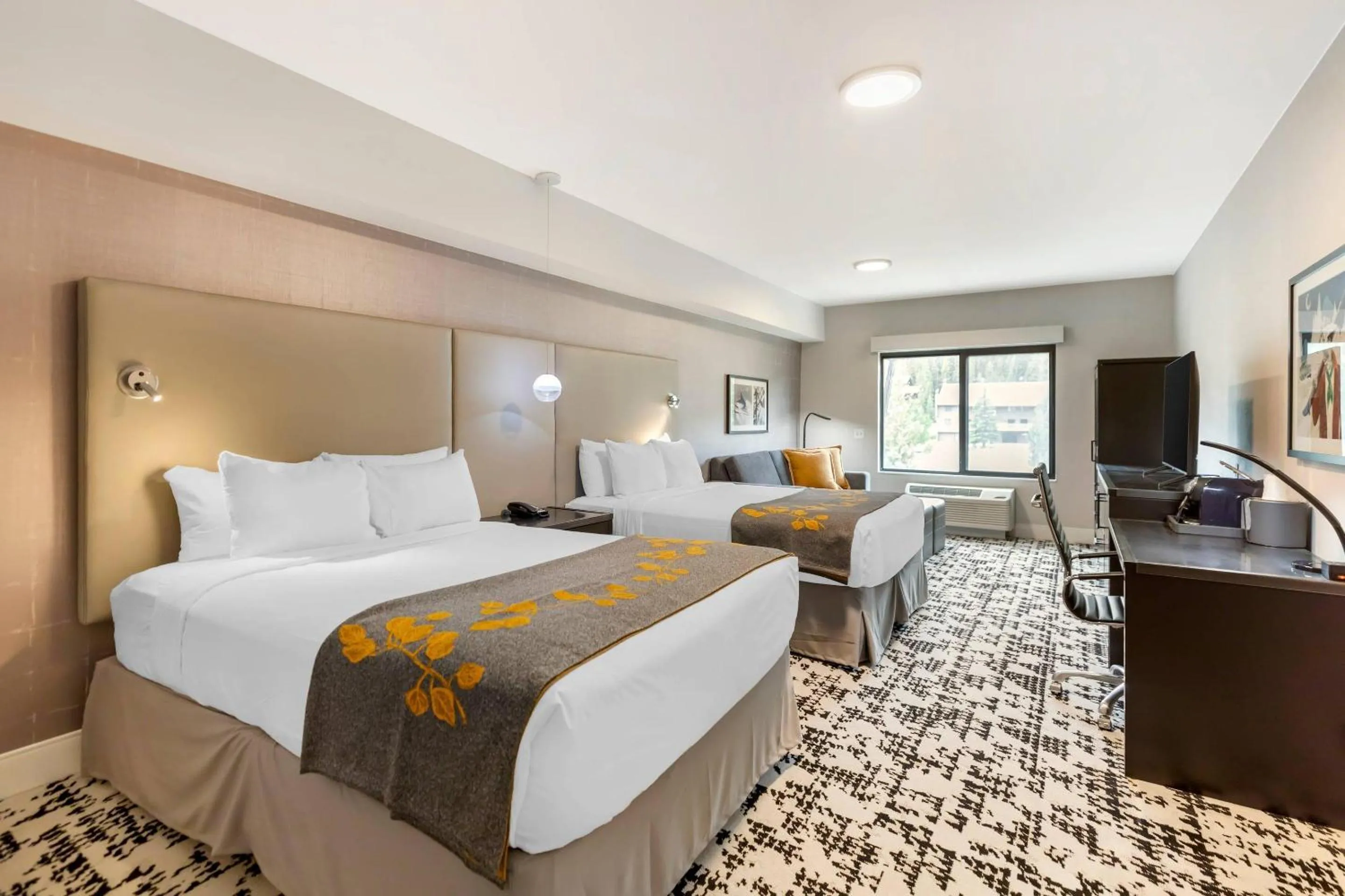 Bedroom, Bed in Cambria Hotel Copper Mountain