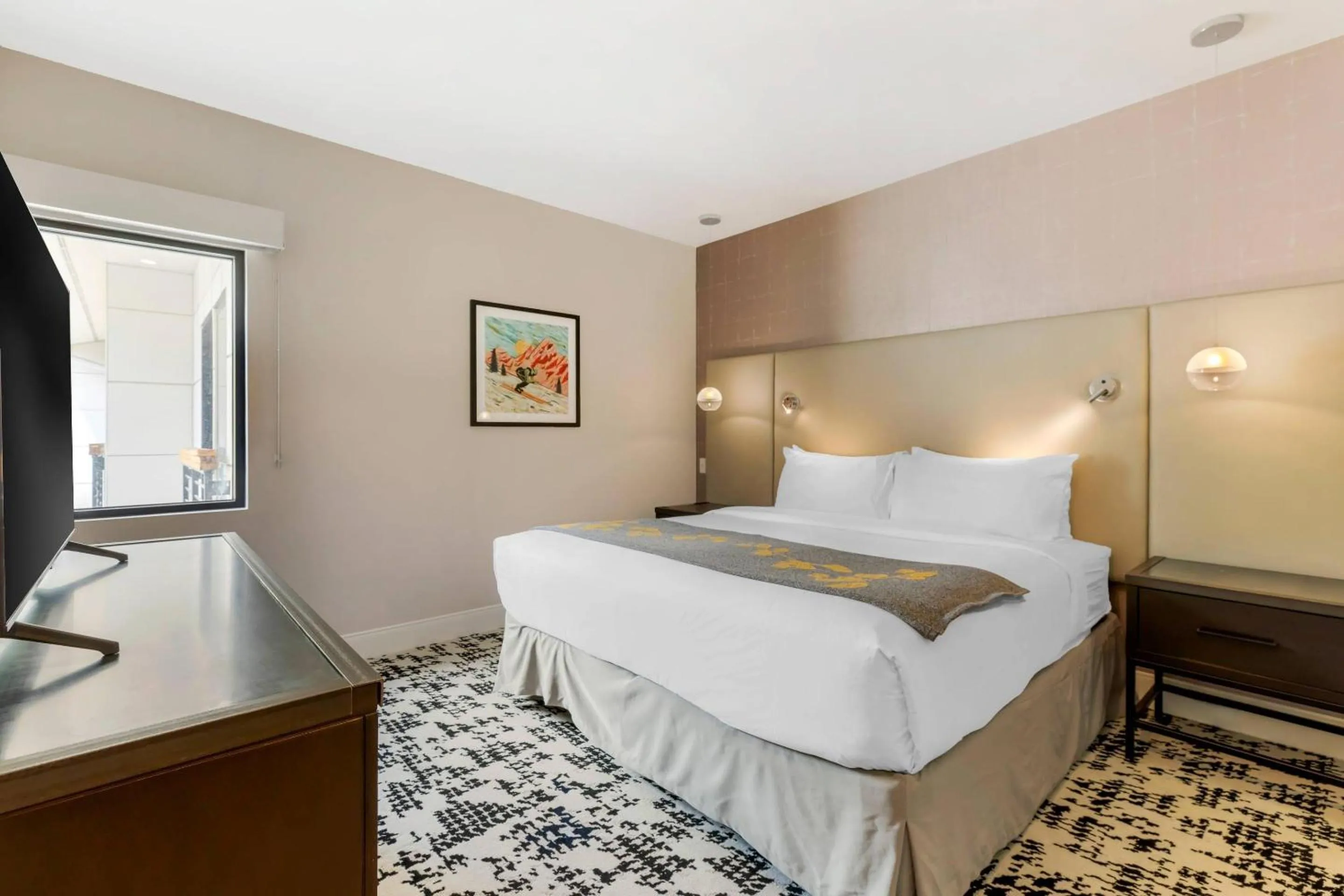 Bedroom, Bed in Cambria Hotel Copper Mountain