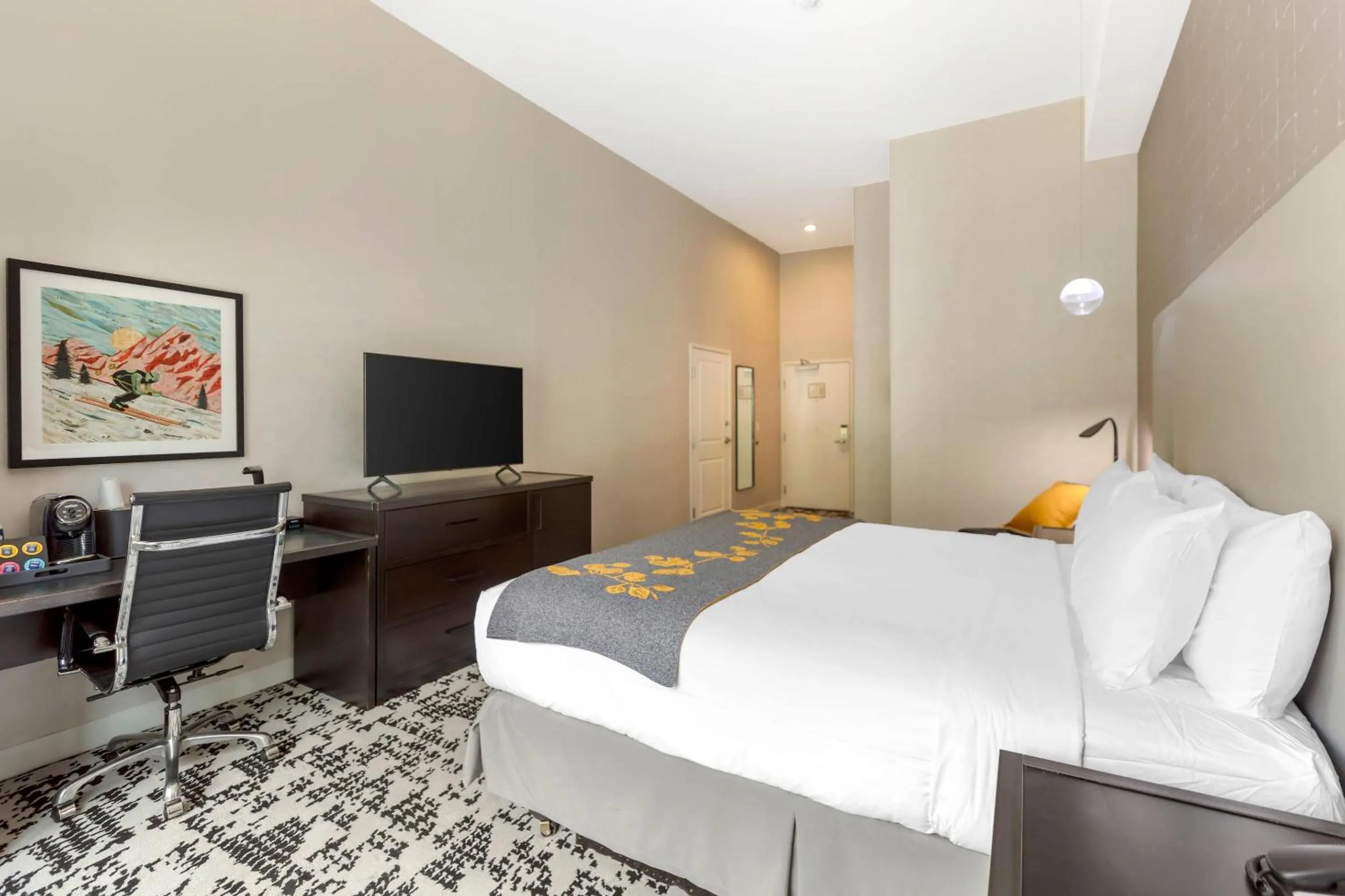 Bedroom in Cambria Hotel Copper Mountain